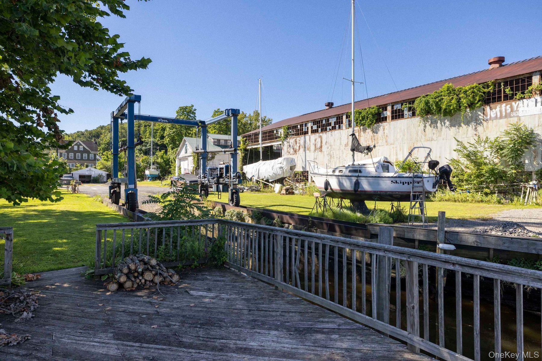 140 1st Street Property Photo 13