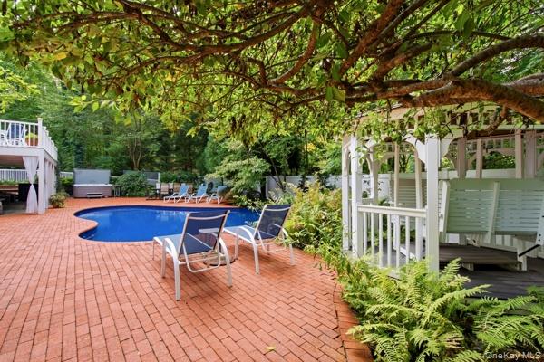 29 Farm Road Property Photo 43