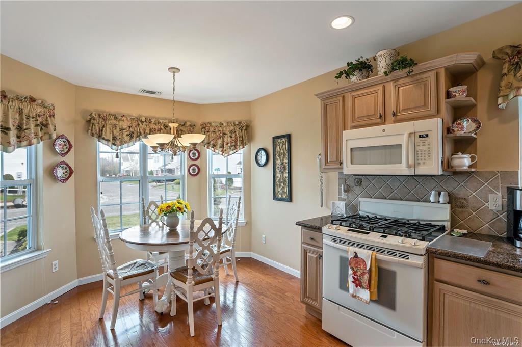 41 Madison Circle Property Photo 5