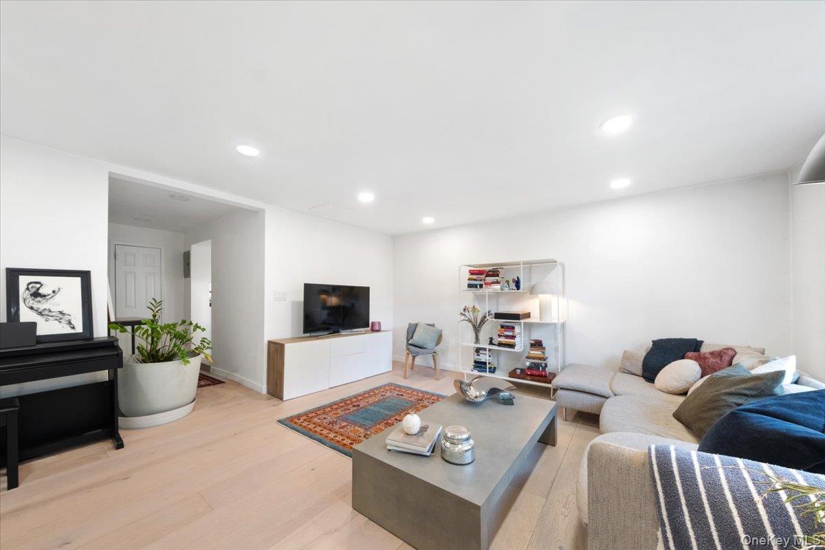 30 Windsor Terrace Aa1 Property Photo 3