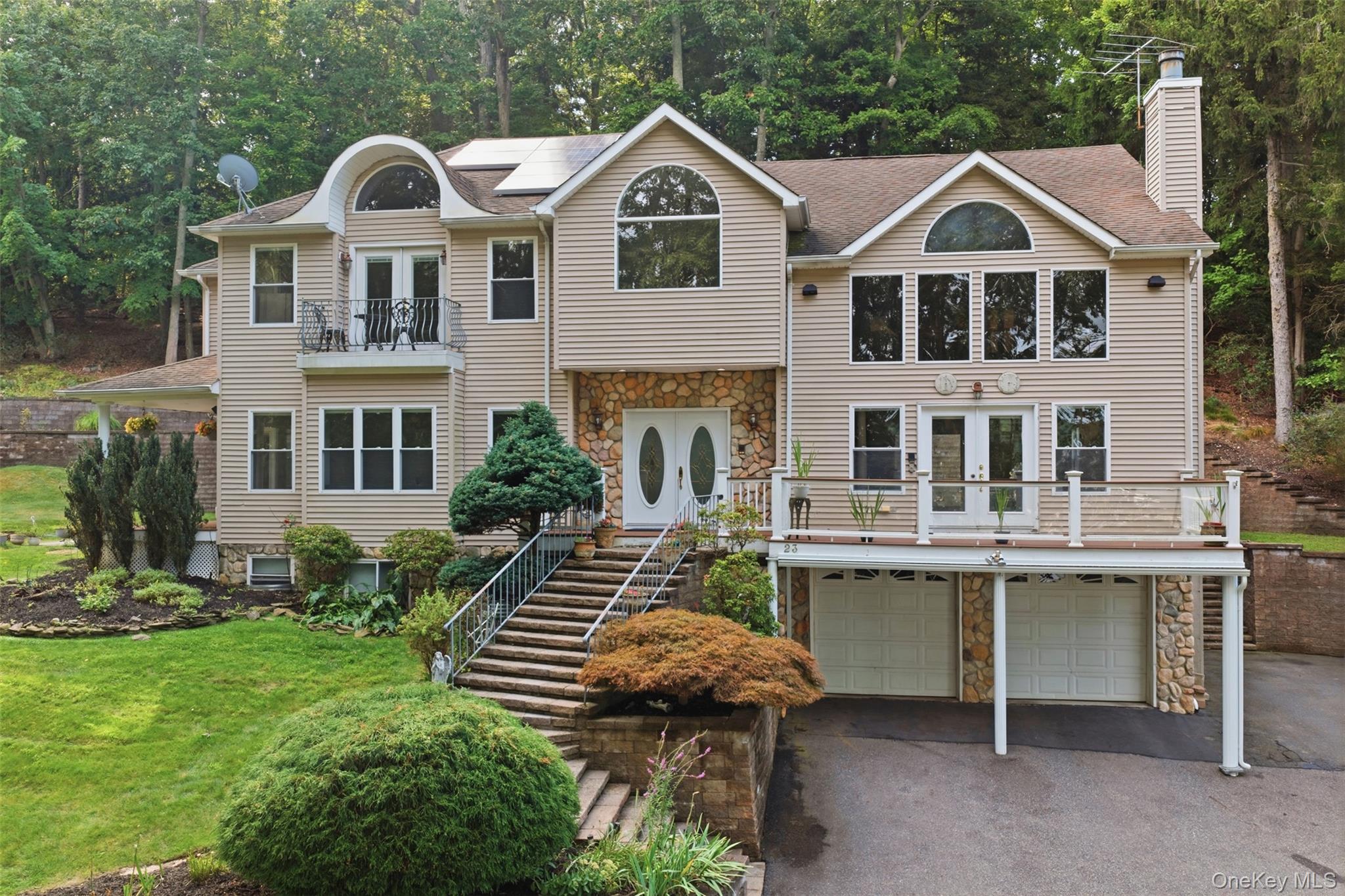23 Beach Plum Drive Property Photo 1