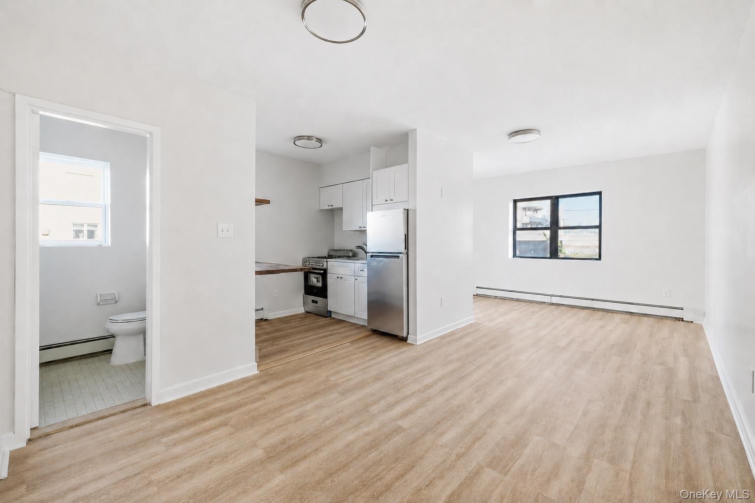 475 W Broadway 1a Property Photo 7