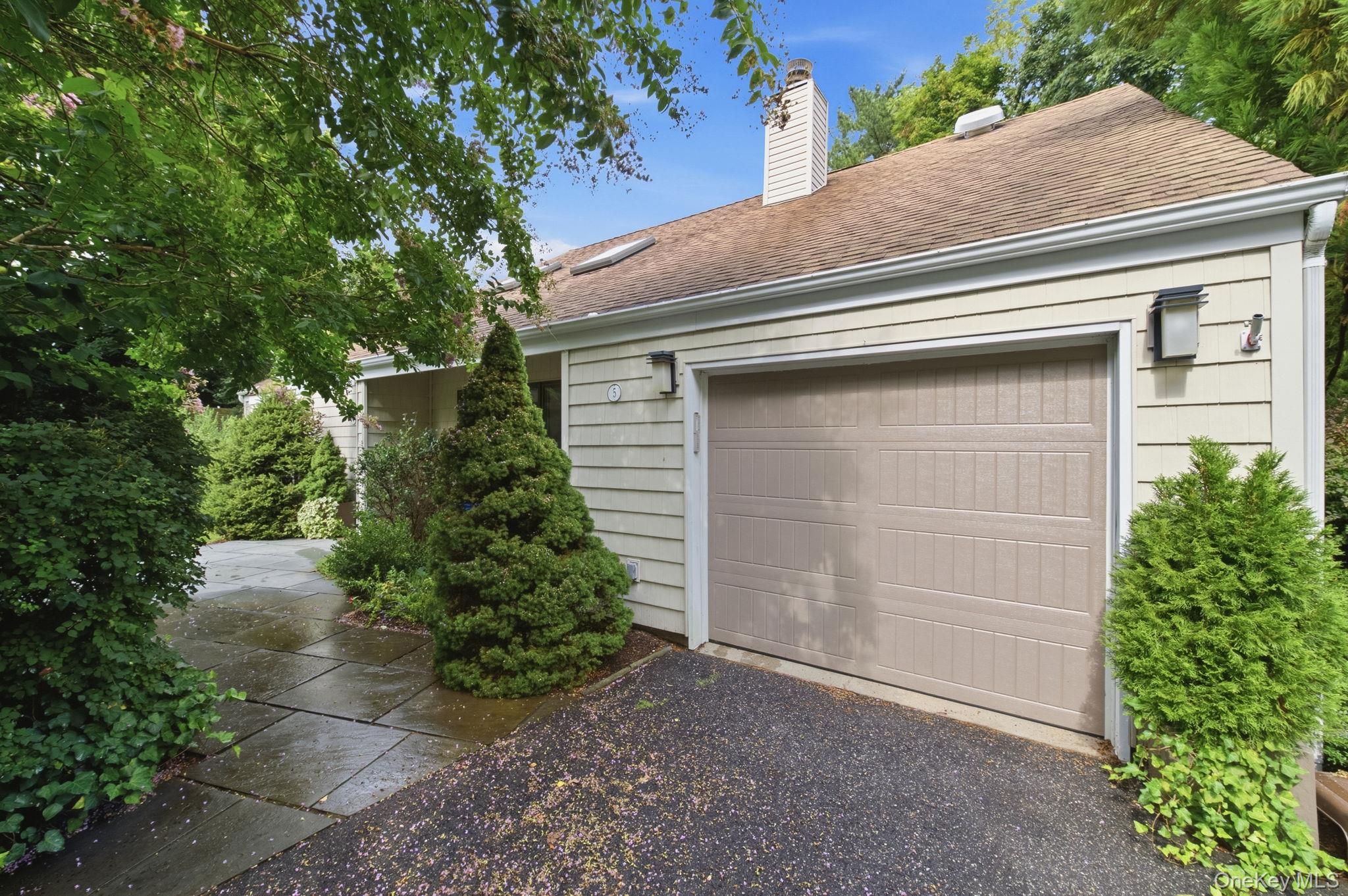 5 Highridge Drive Property Photo 5