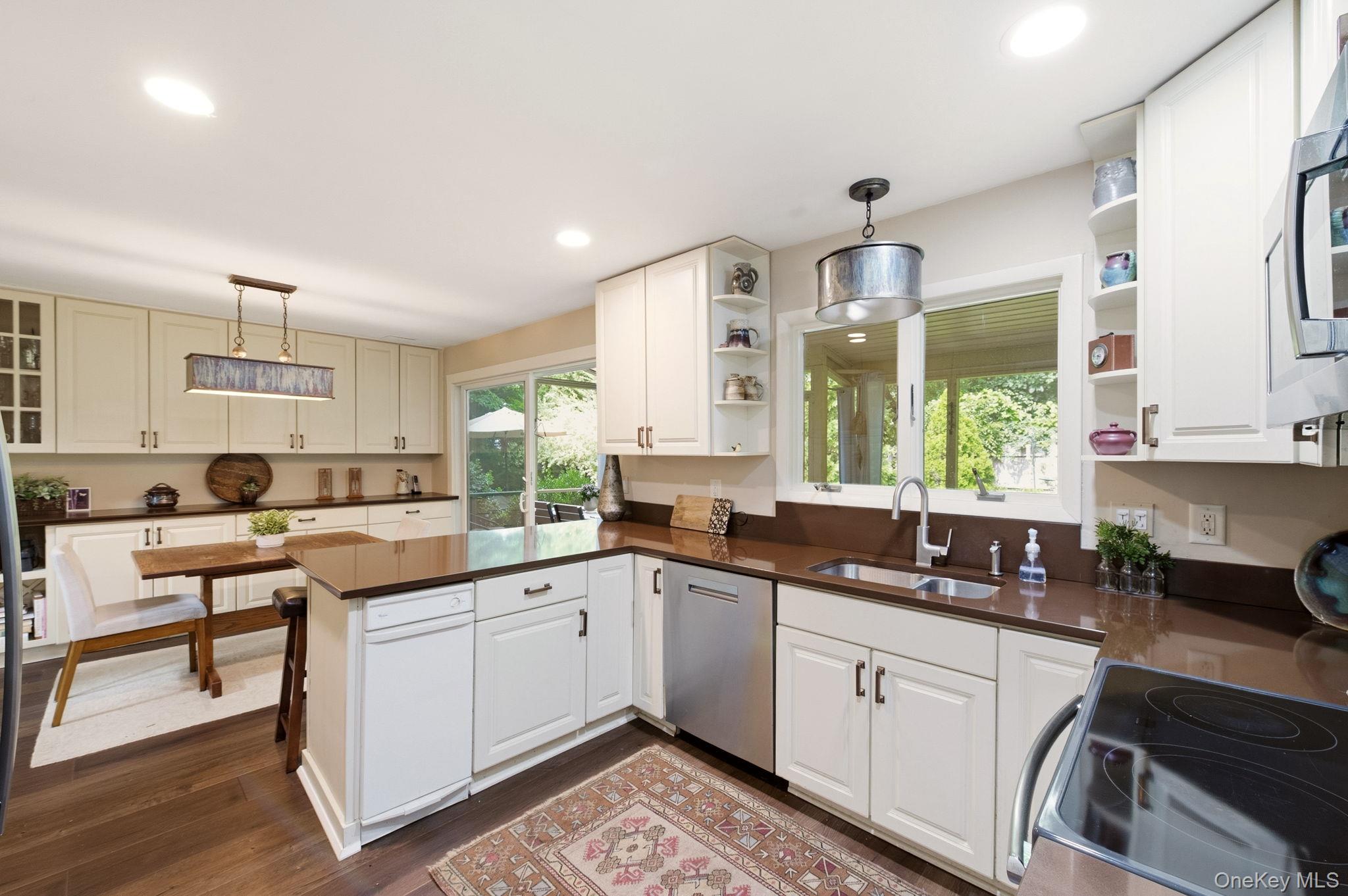 5 Highridge Drive Property Photo 15
