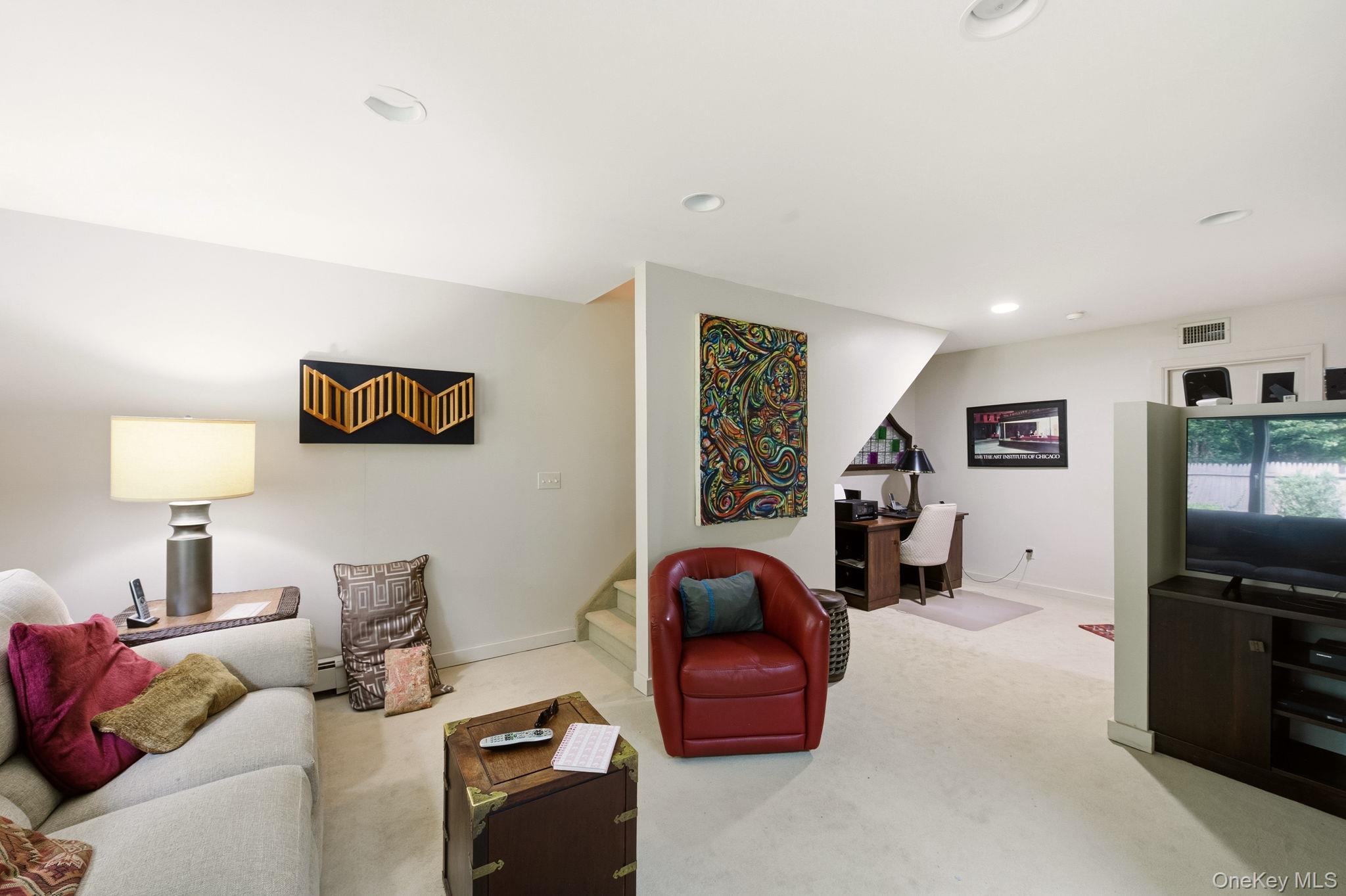 5 Highridge Drive Property Photo 17