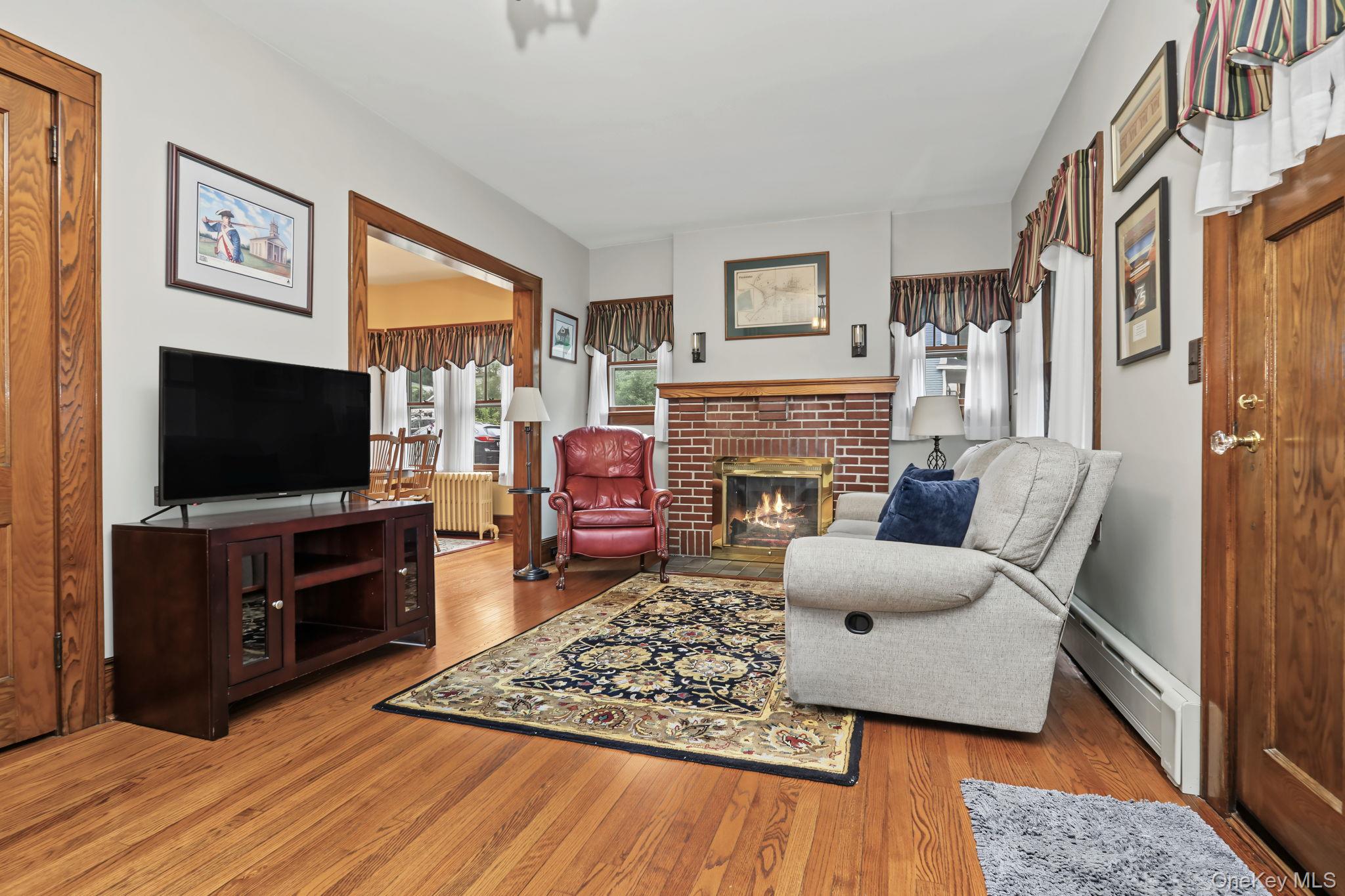 1118 Hudson Avenue Property Photo 5