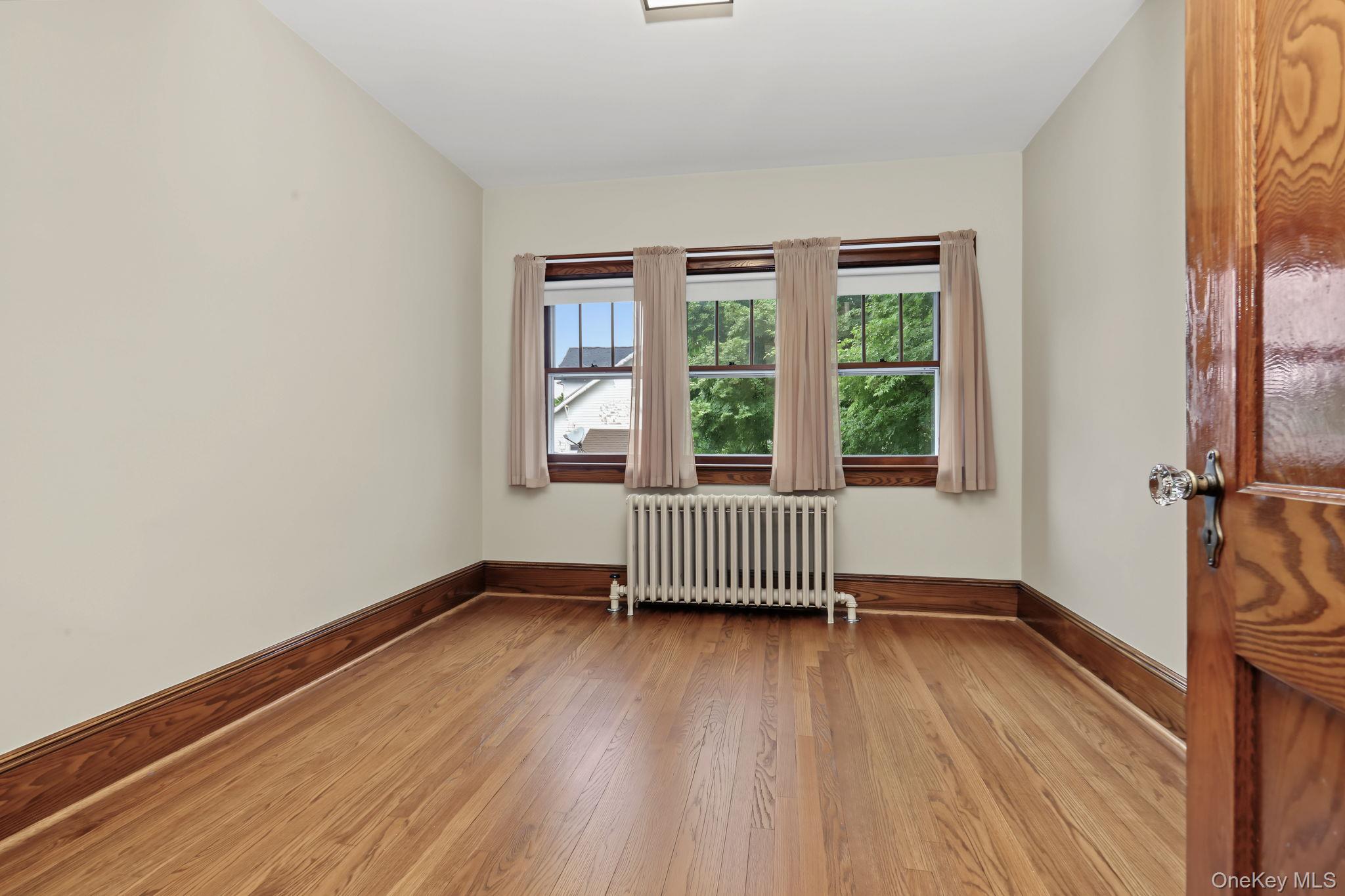 1118 Hudson Avenue Property Photo 17