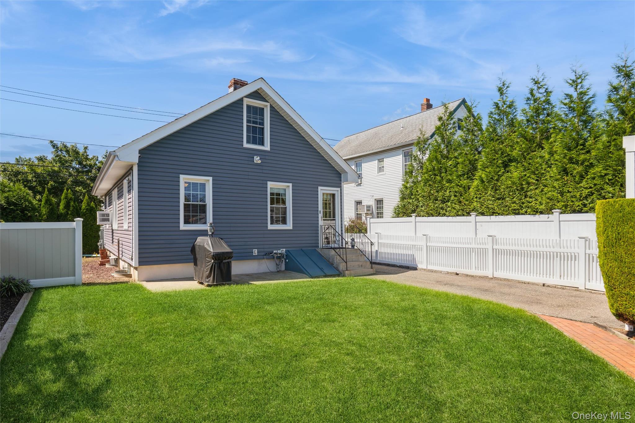 99 Barwick Street Property Photo 4