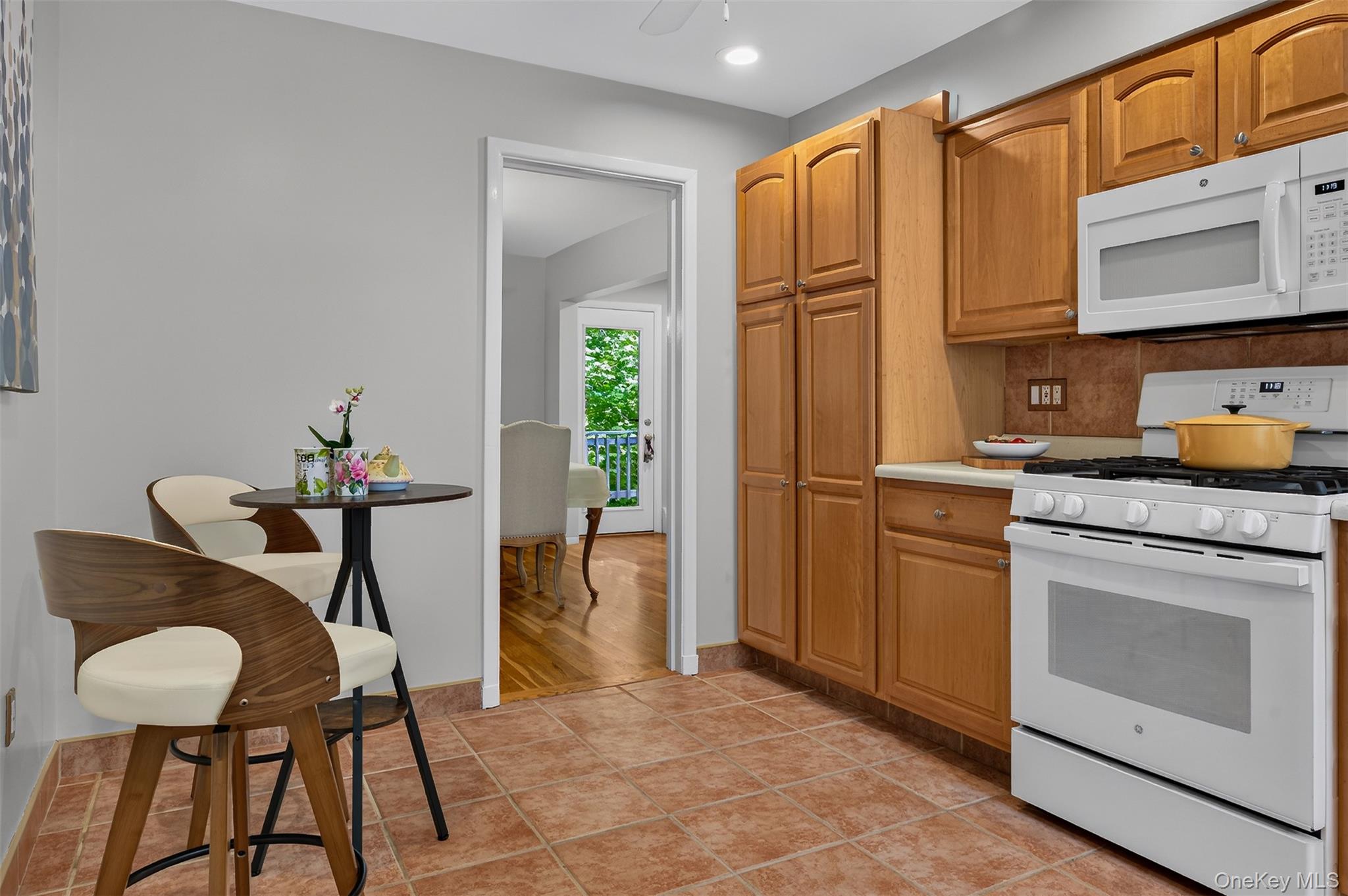 27 Anpell Drive Property Photo 16