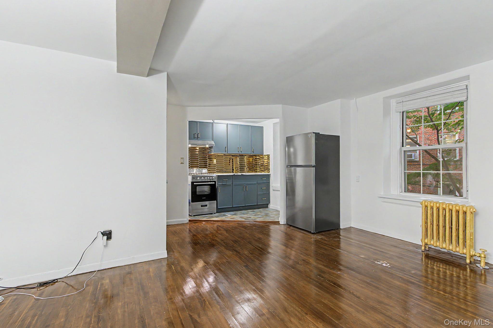 270 Bronxville Road B3 Property Photo 8
