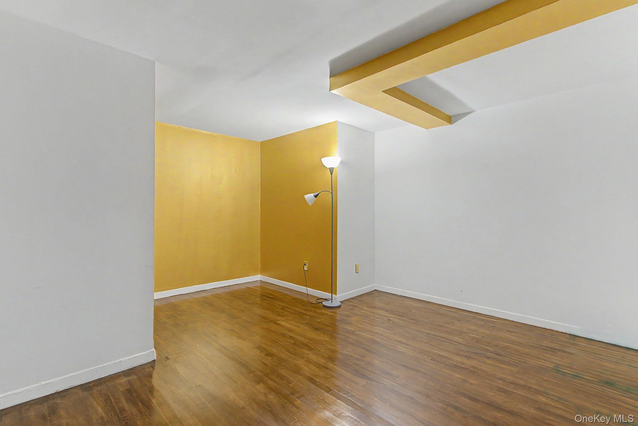 270 Bronxville Road B3 Property Photo 10