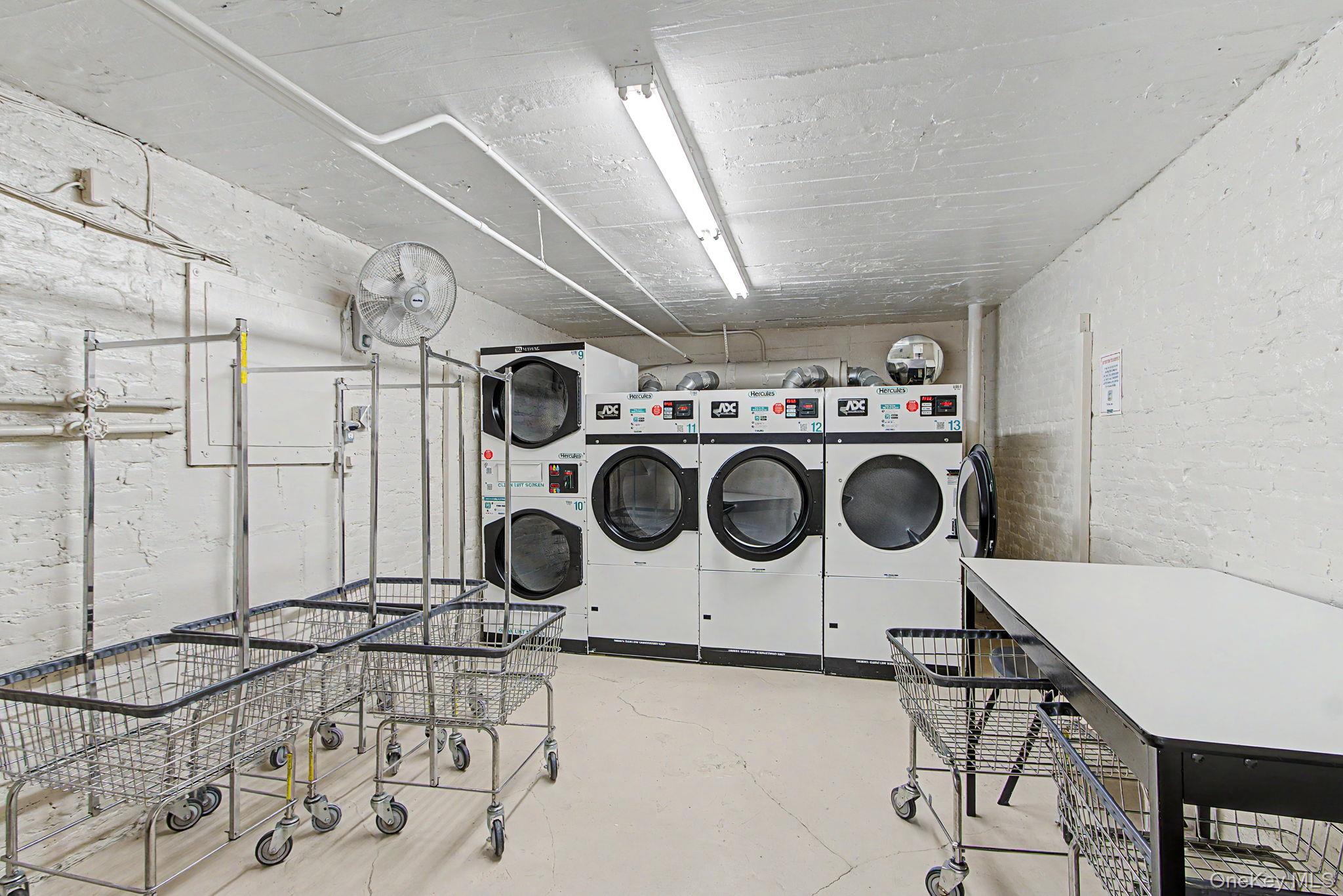 270 Bronxville Road B3 Property Photo 22