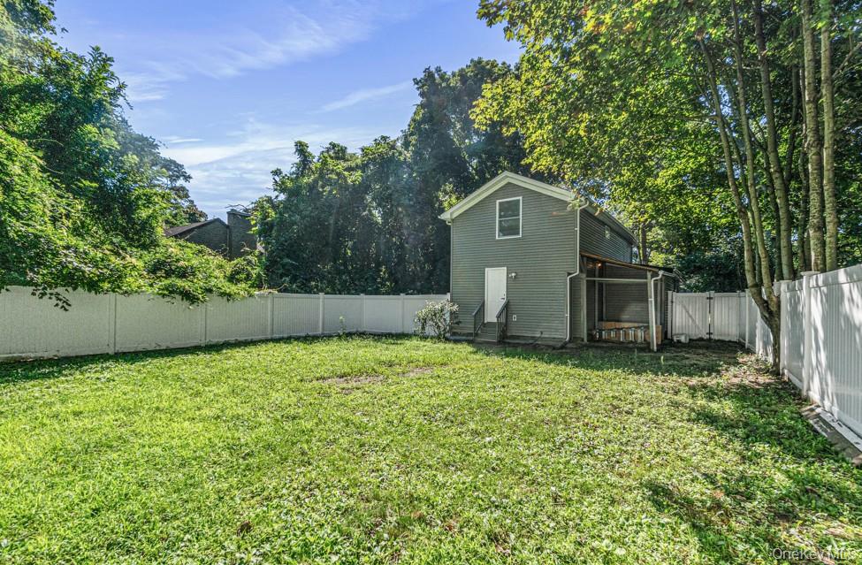 155 Moriches Avenue 2 Property Photo 19