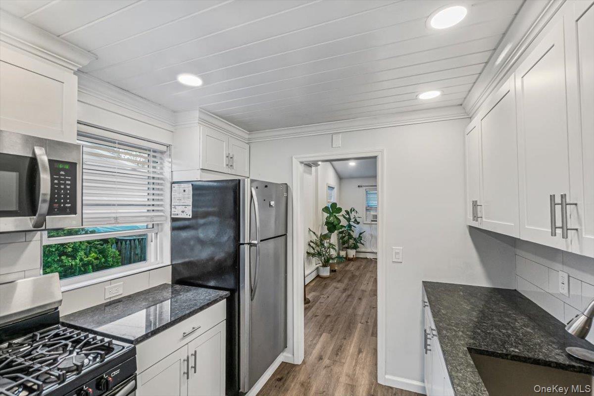 145 Carroll Avenue Property Photo 7
