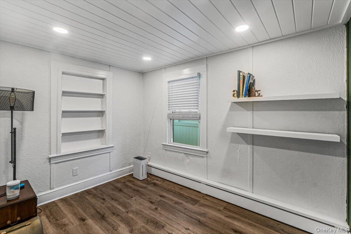 145 Carroll Avenue Property Photo 10