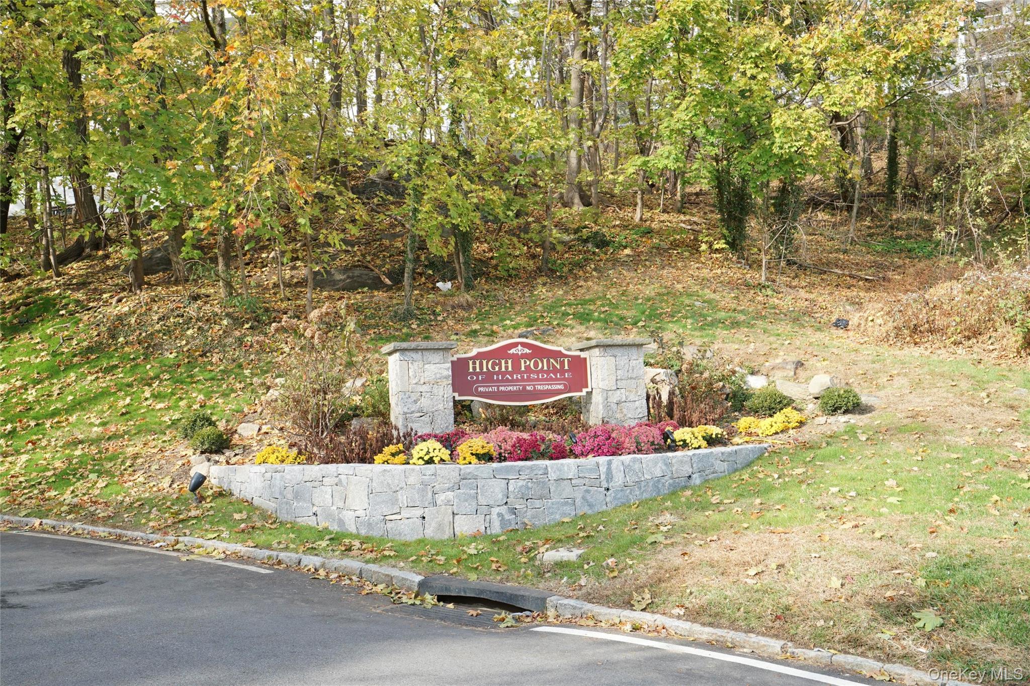 500 High Point Drive 709 Property Photo 33