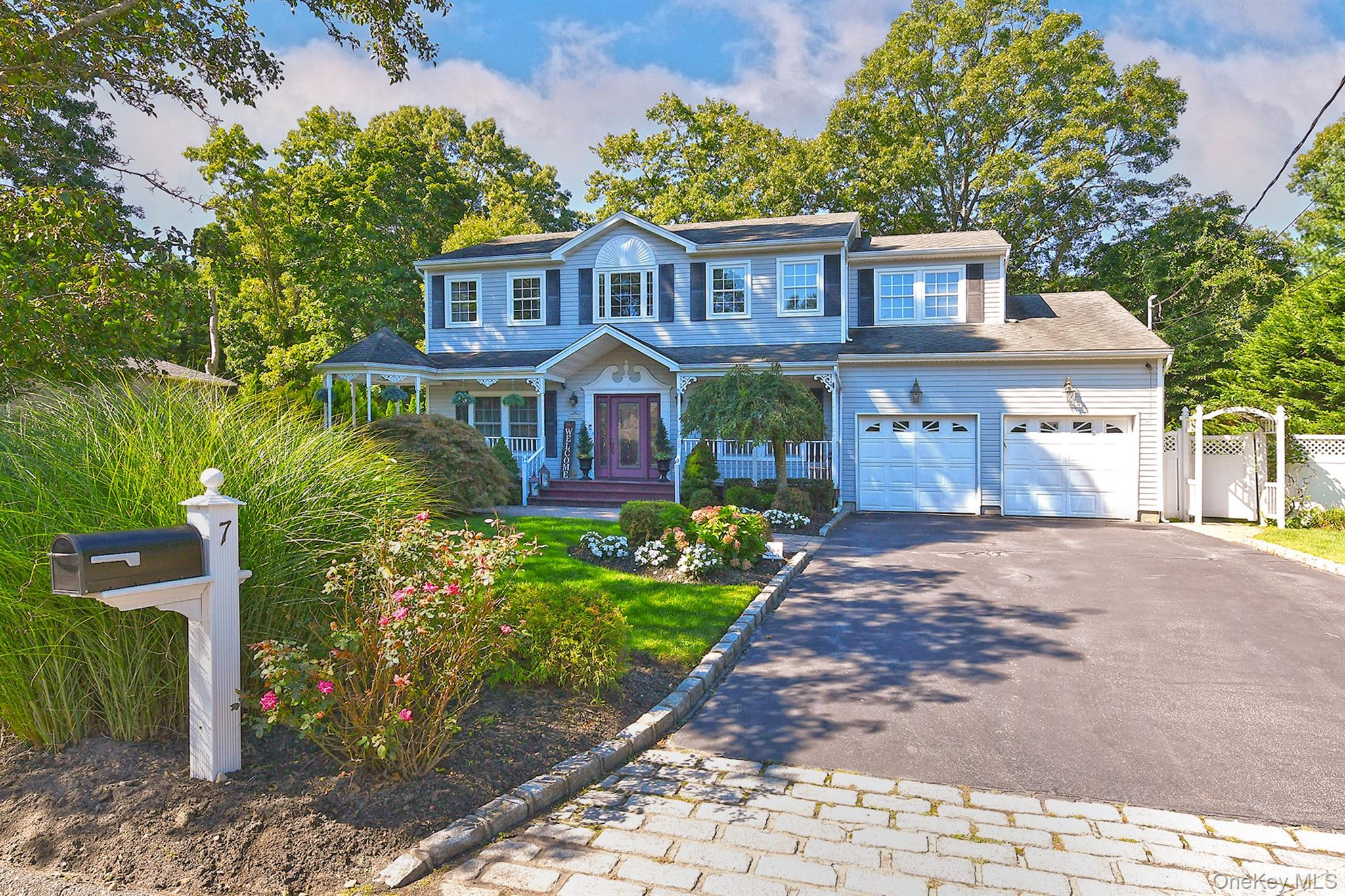 7 Ona Avenue Property Photo 2