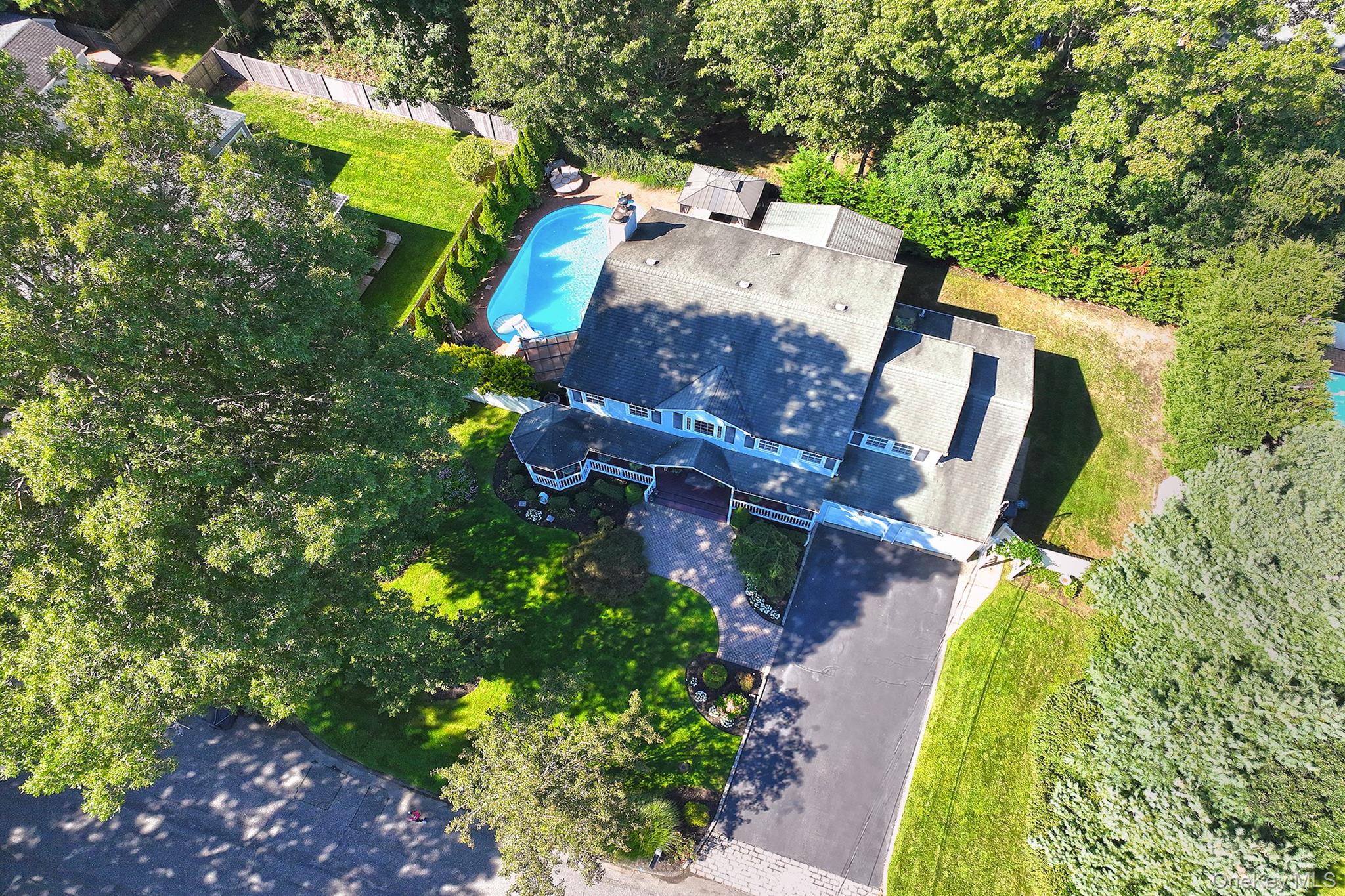 7 Ona Avenue Property Photo 38