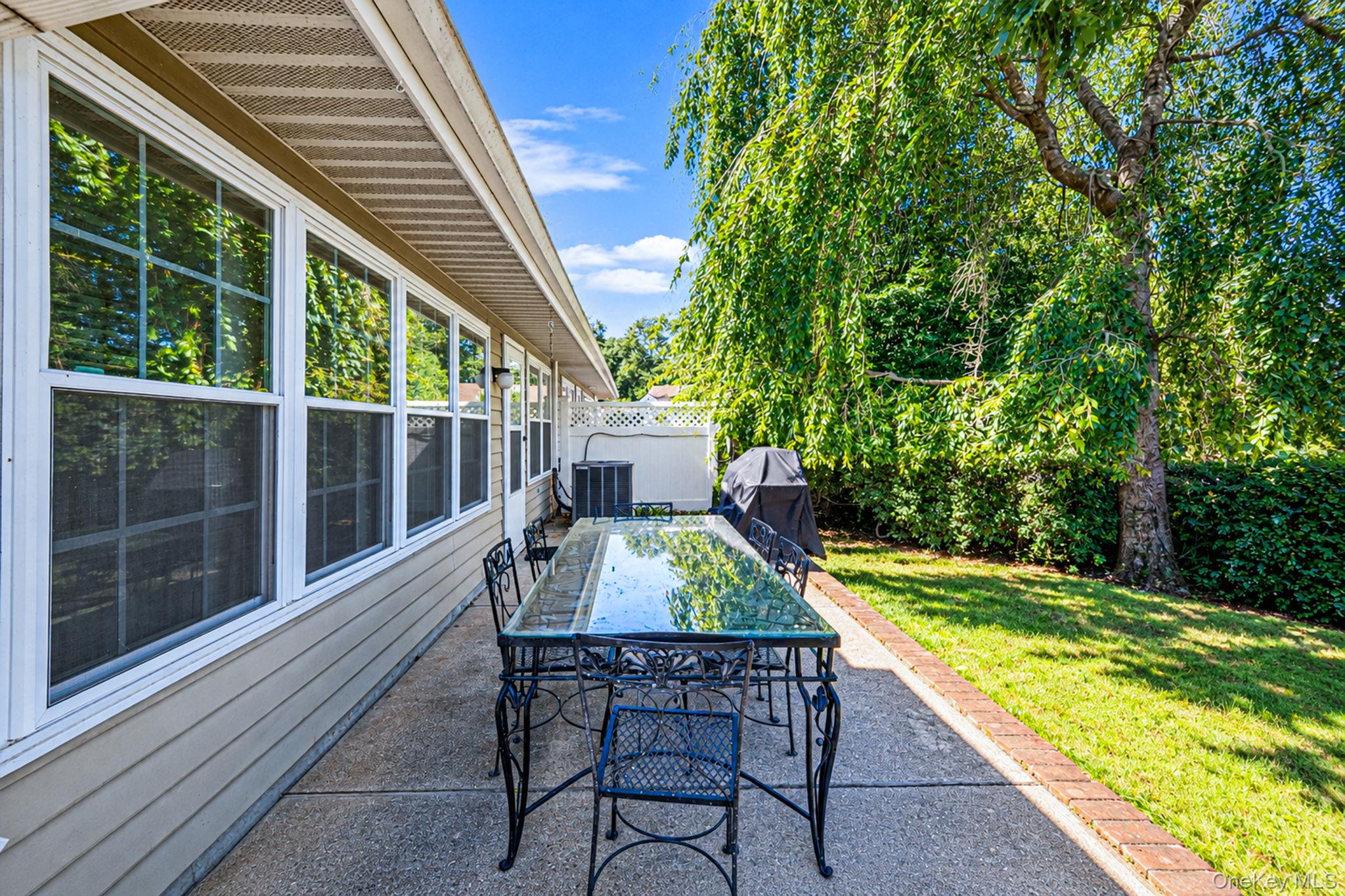 20 Wainscott Court Property Photo 27