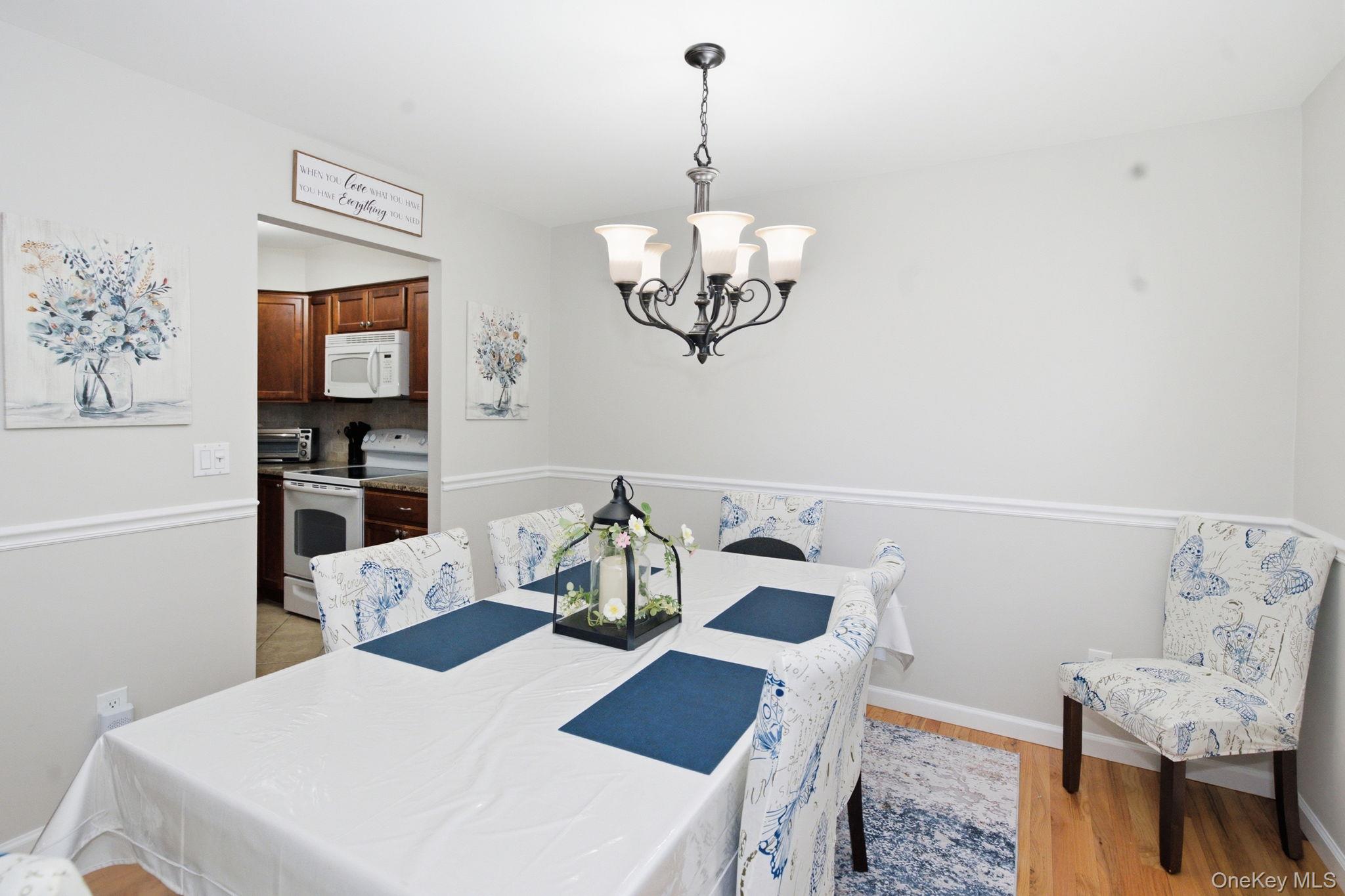 27 Walden Court F Property Photo 7
