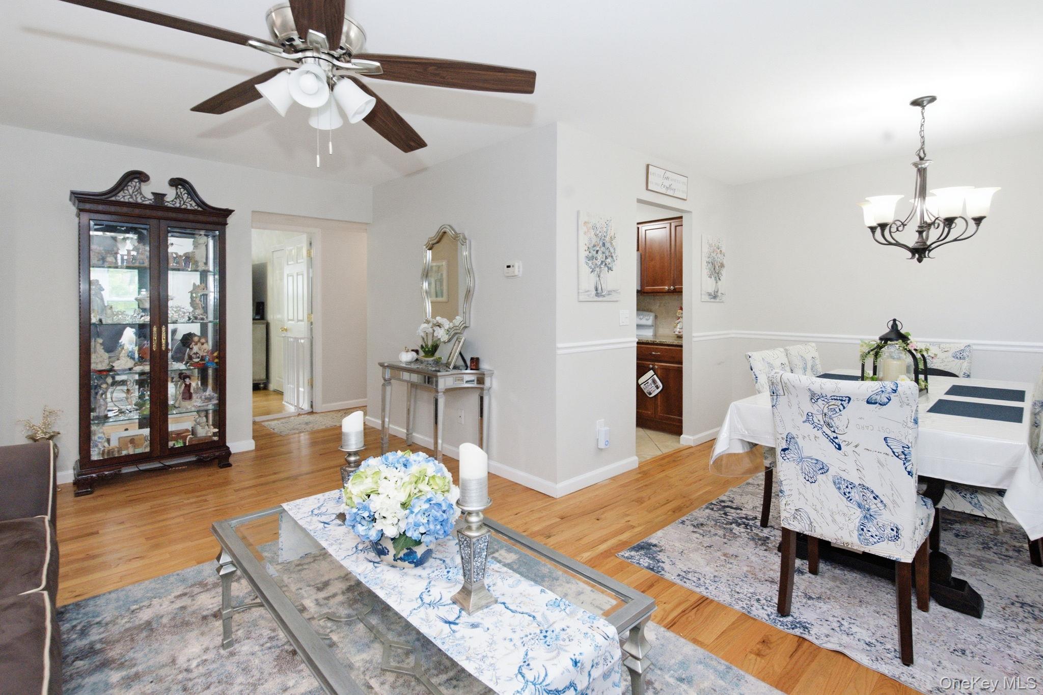 27 Walden Court F Property Photo 9