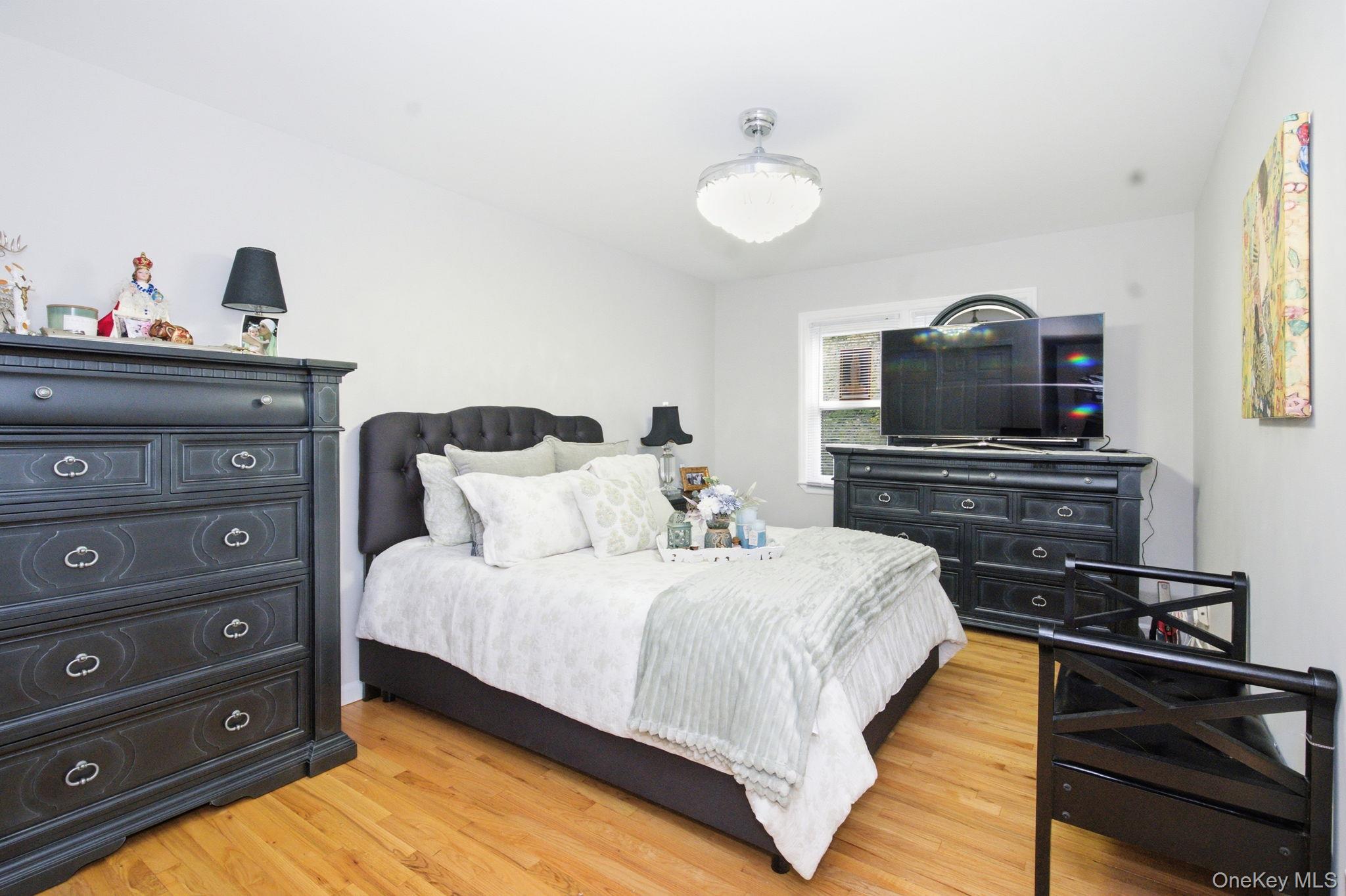 27 Walden Court F Property Photo 13