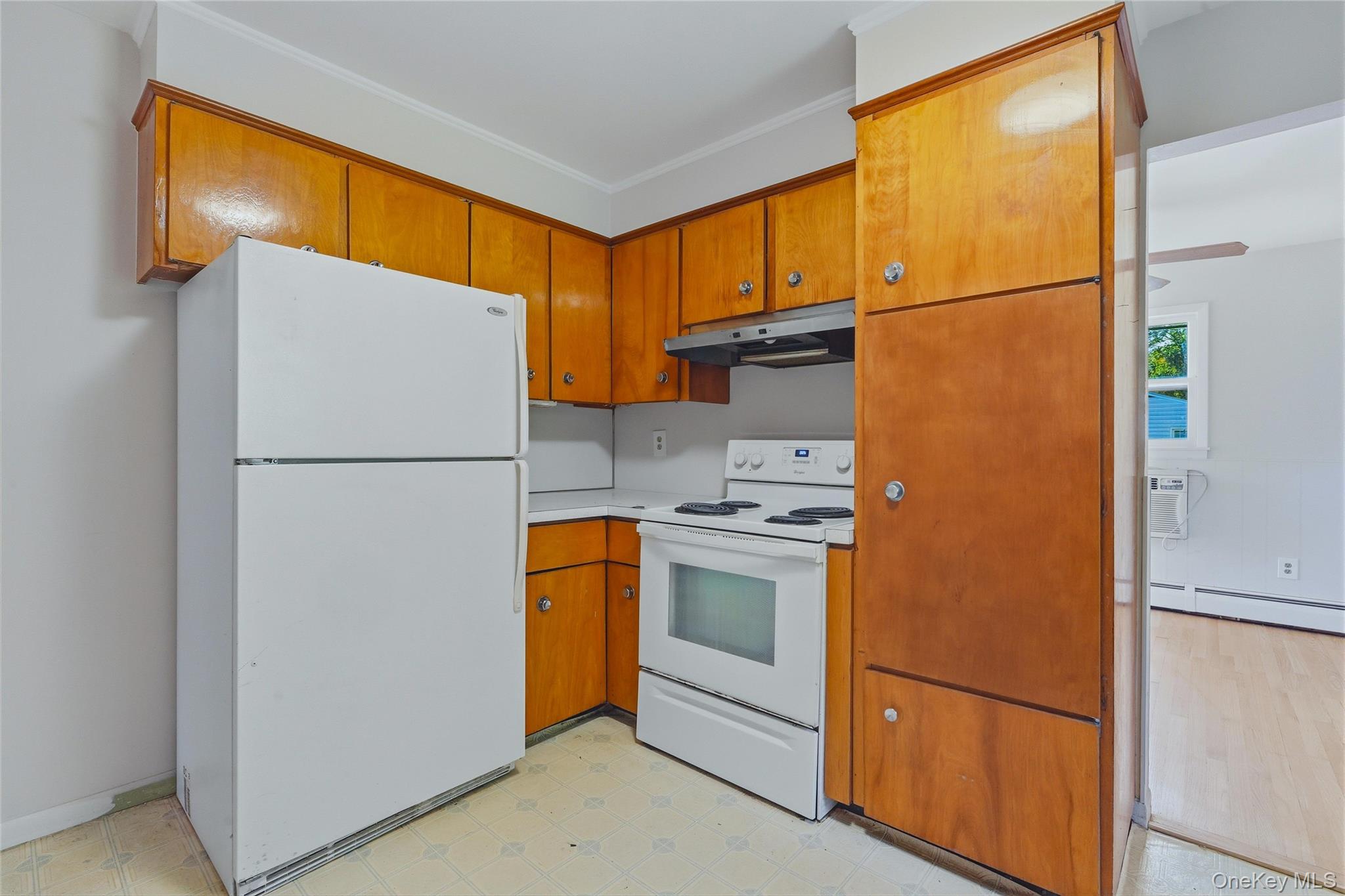 529 Lakeview Terrace Property Photo 9