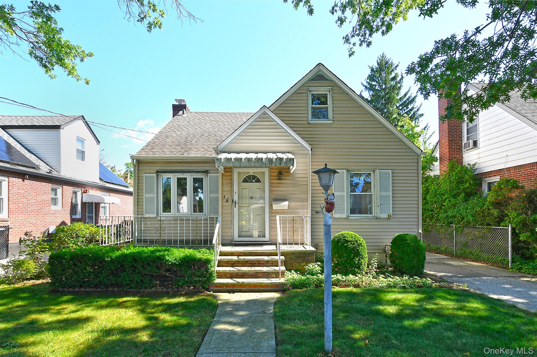 12 Hull Avenue Property Photo 1