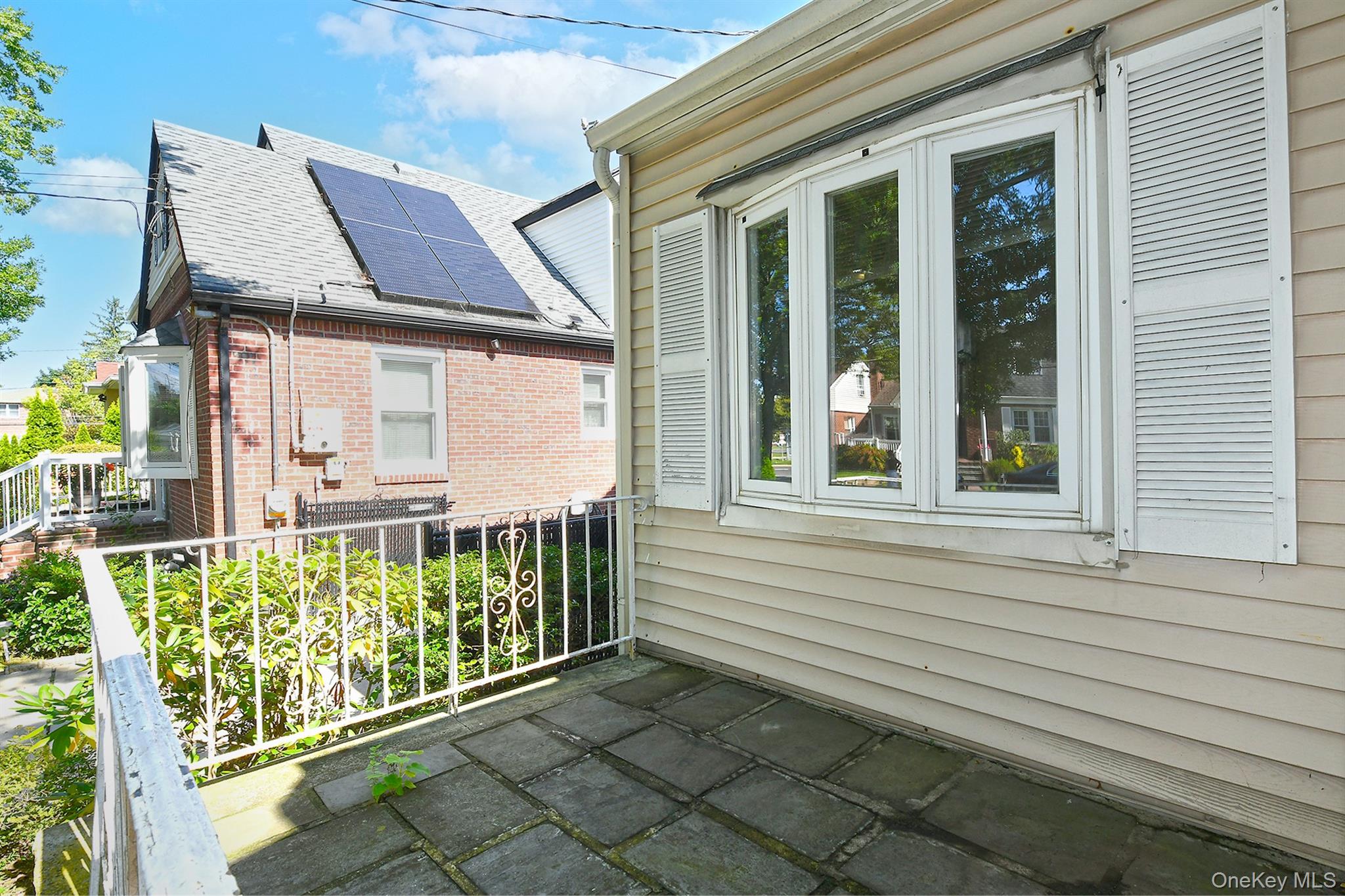 12 Hull Avenue Property Photo 6