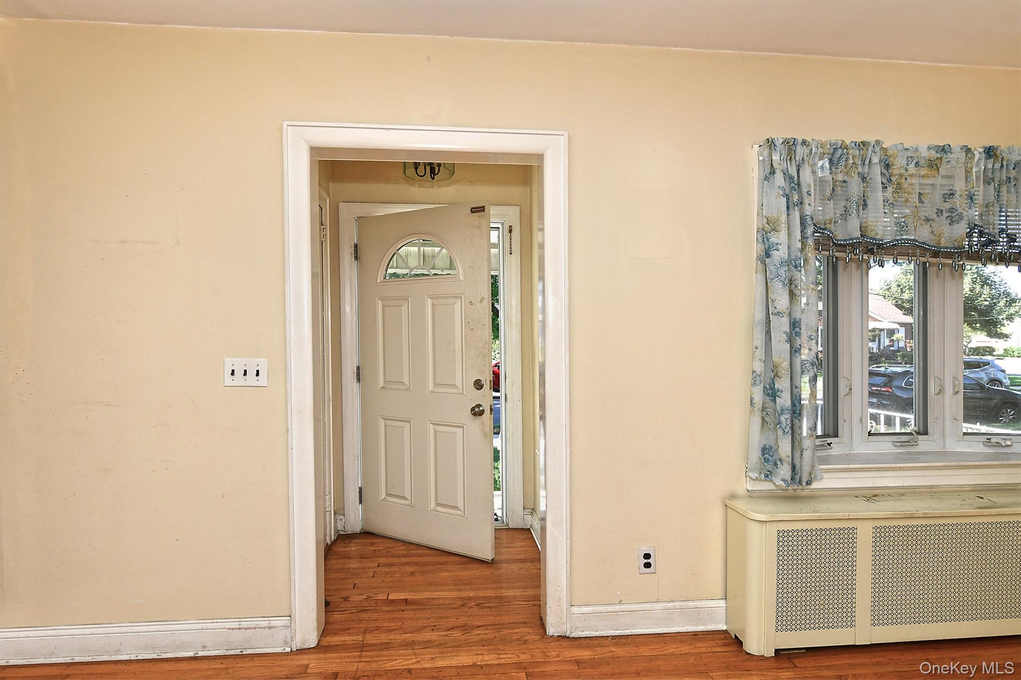 12 Hull Avenue Property Photo 7