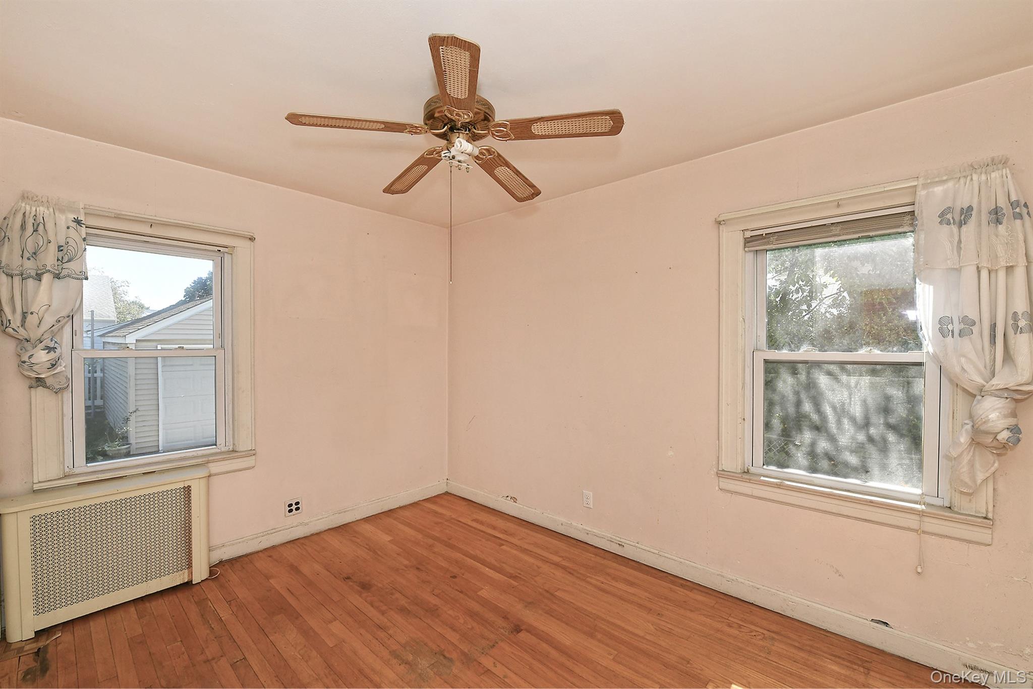 12 Hull Avenue Property Photo 26