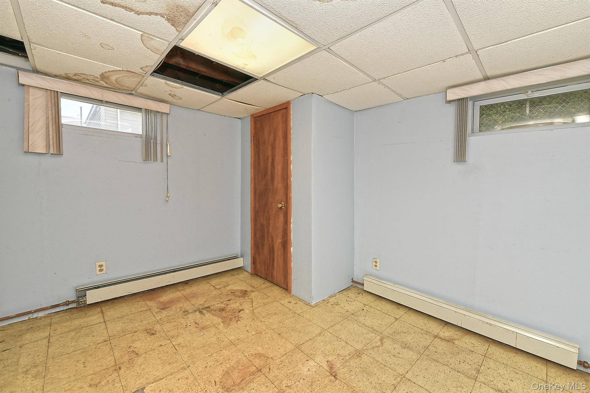 12 Hull Avenue Property Photo 27
