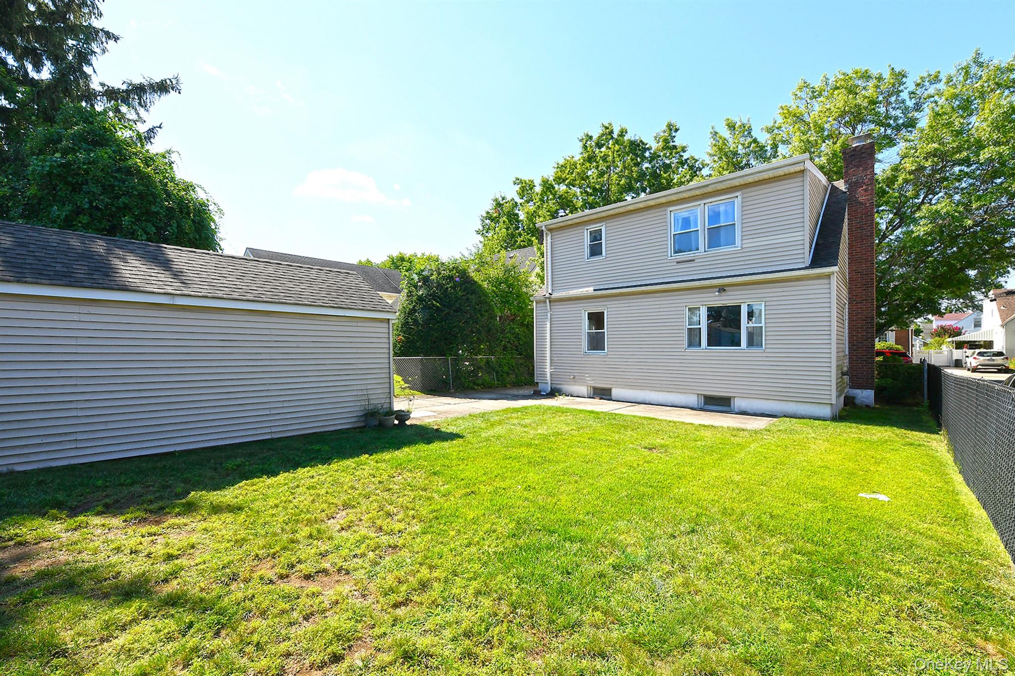 12 Hull Avenue Property Photo 33