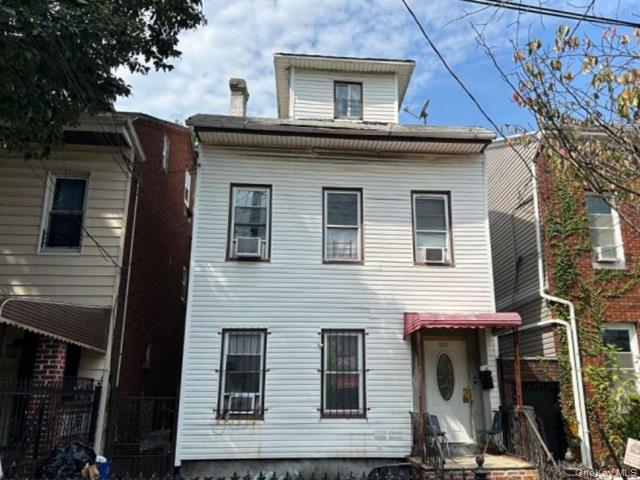 182 Ashford Street Property Photo 1