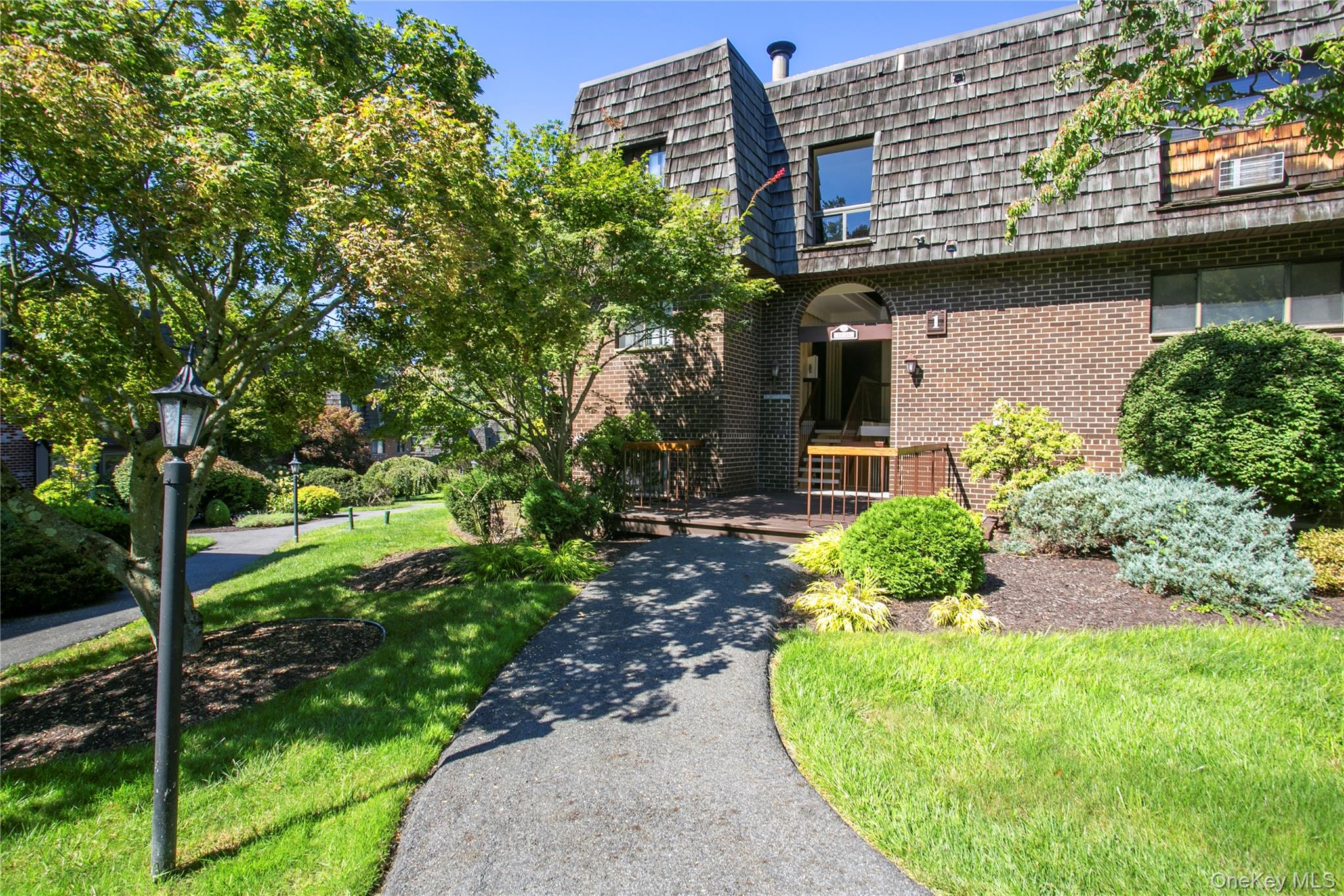 1 Briarcliff Drive 4 Property Photo 1