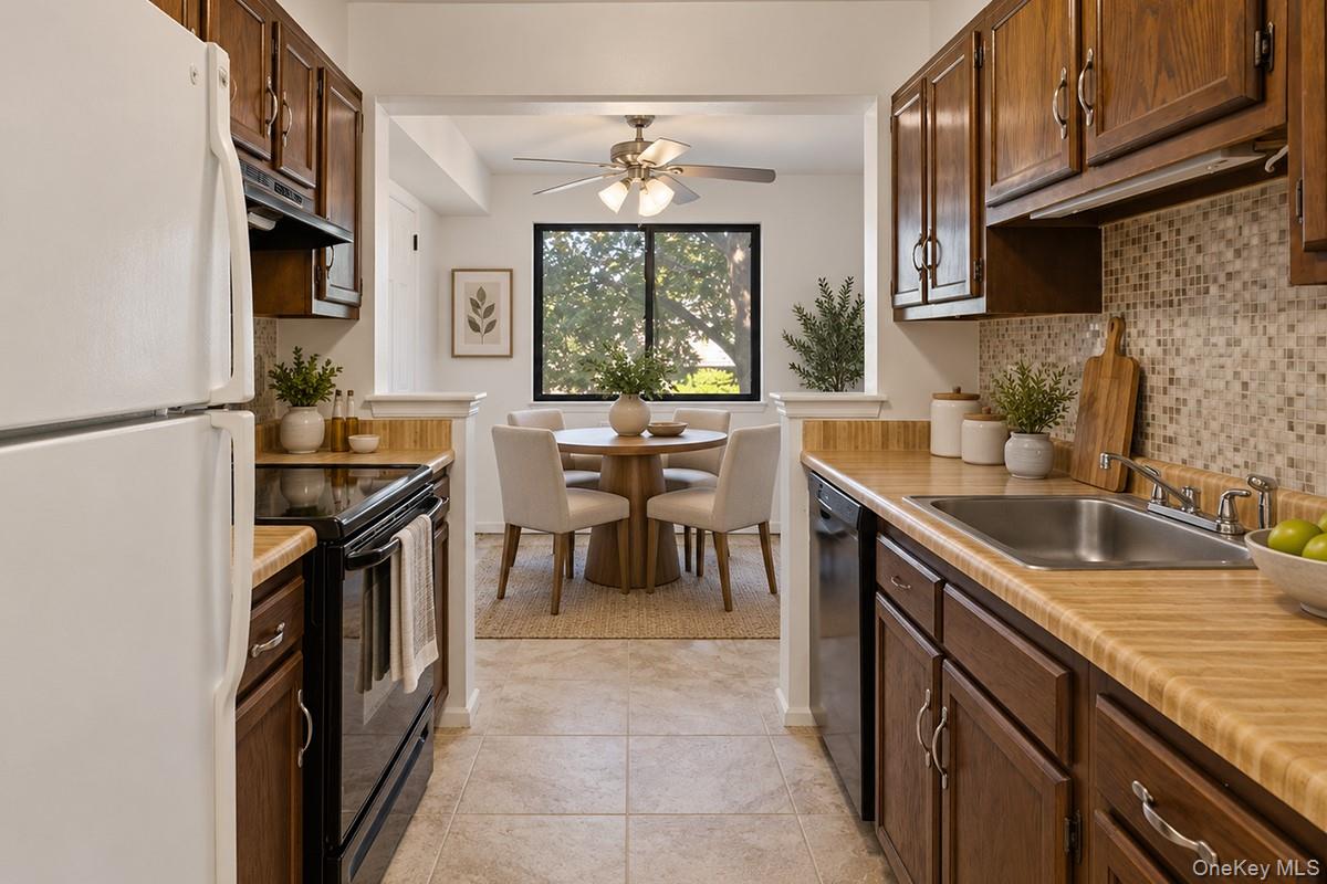 1 Briarcliff Drive 4 Property Photo 13