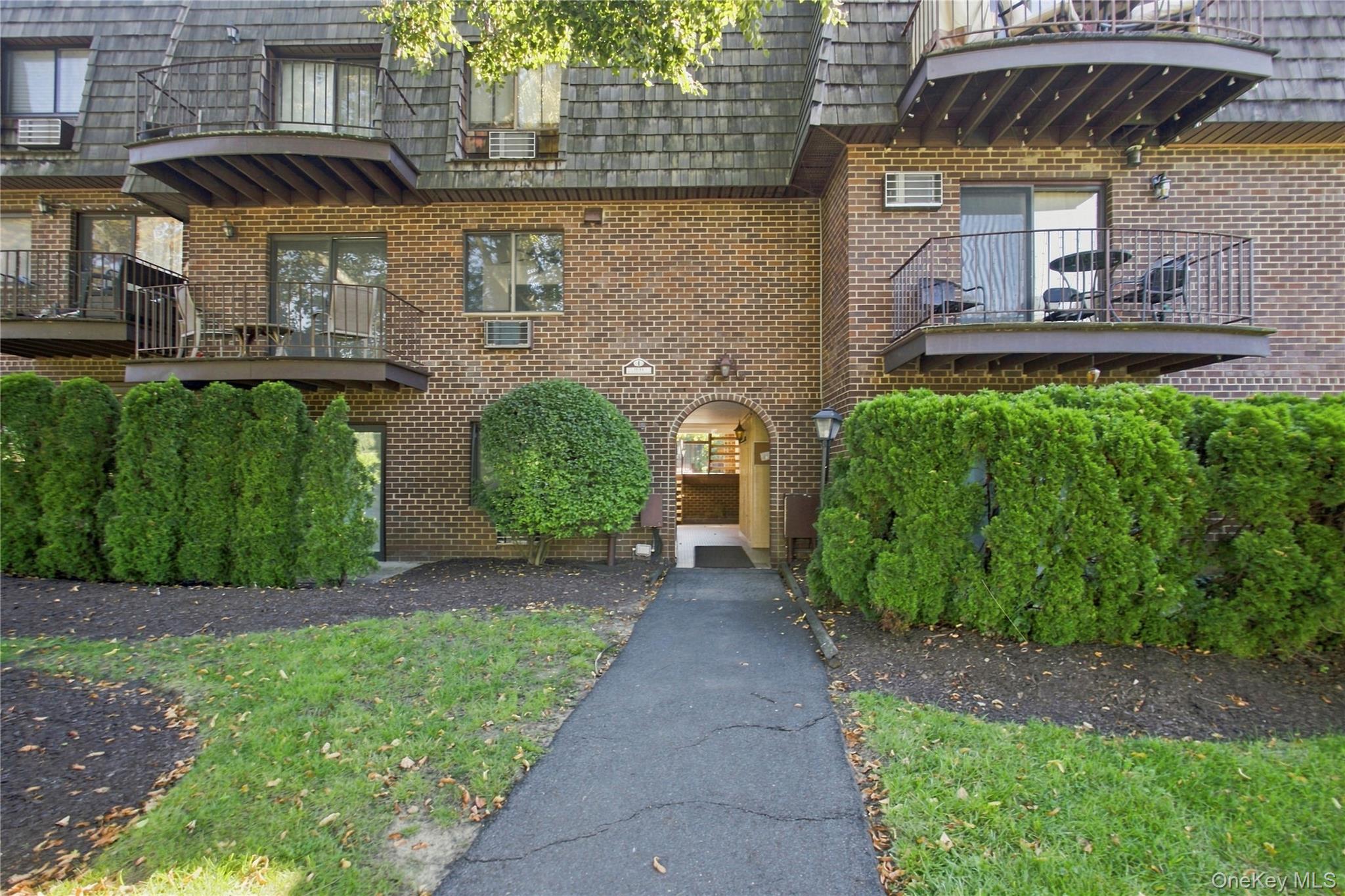 1 Briarcliff Drive 4 Property Photo 25