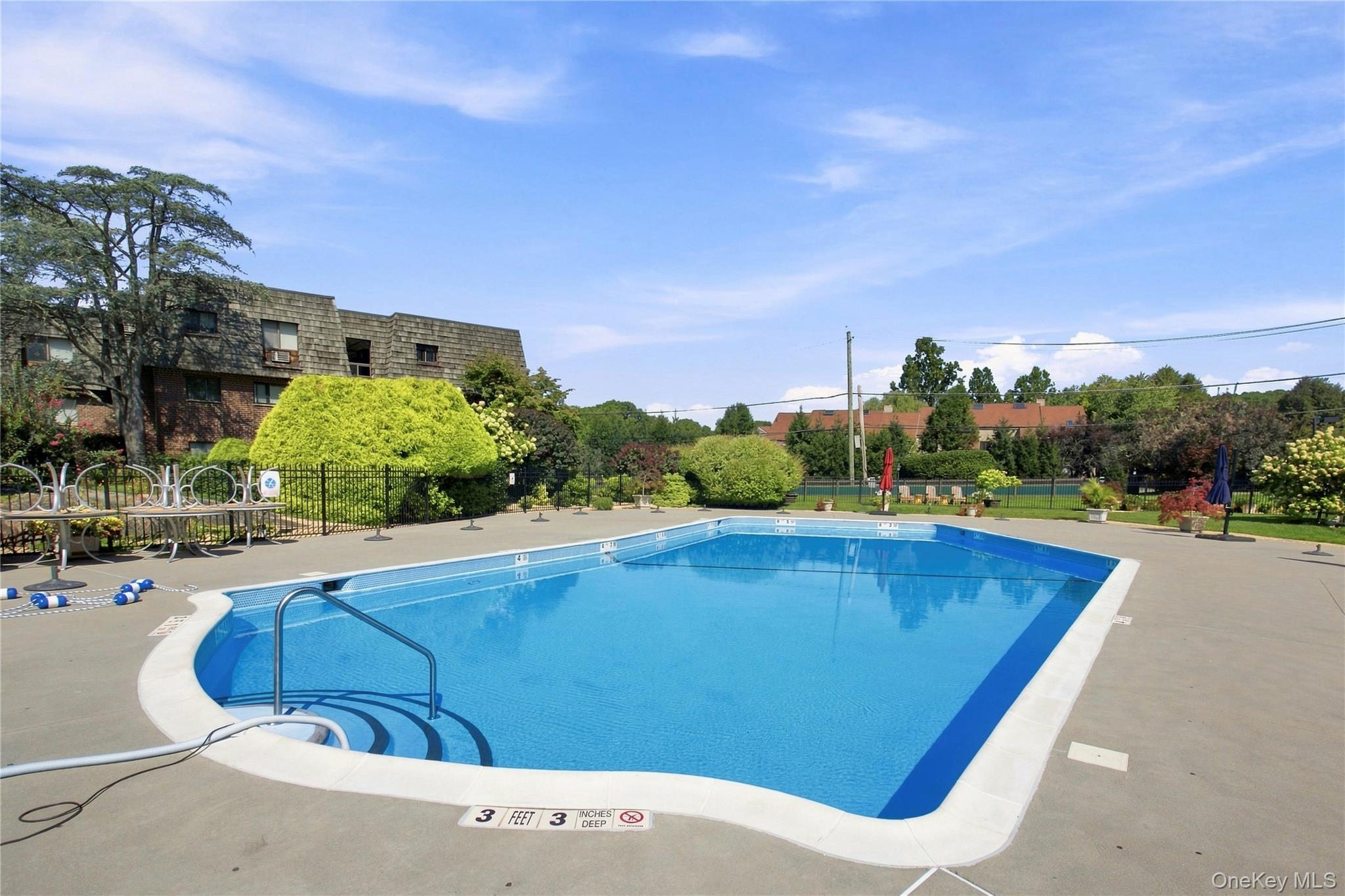 1 Briarcliff Drive 4 Property Photo 27