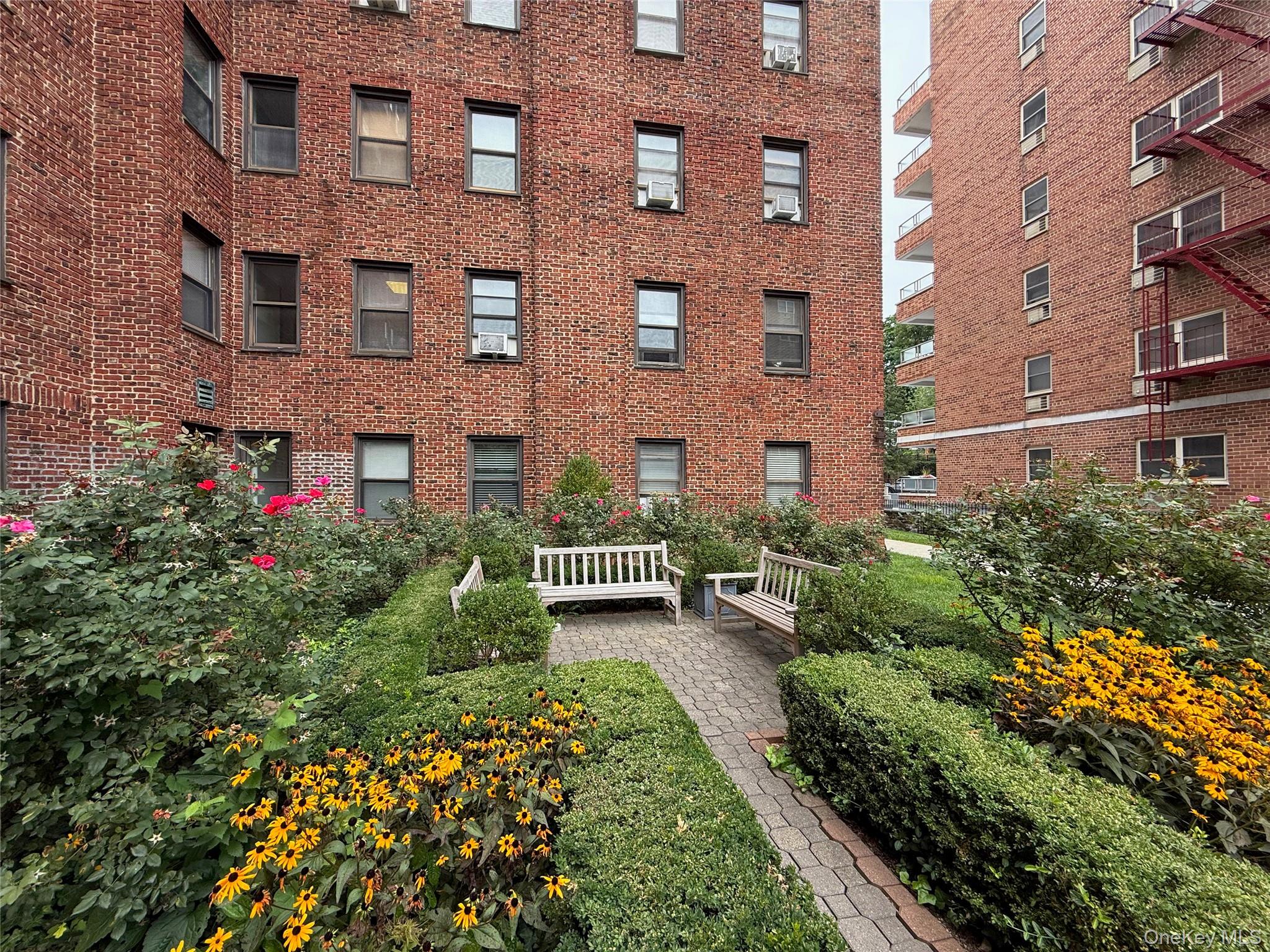 68 E Hartsdale Avenue 5e Property Photo 15