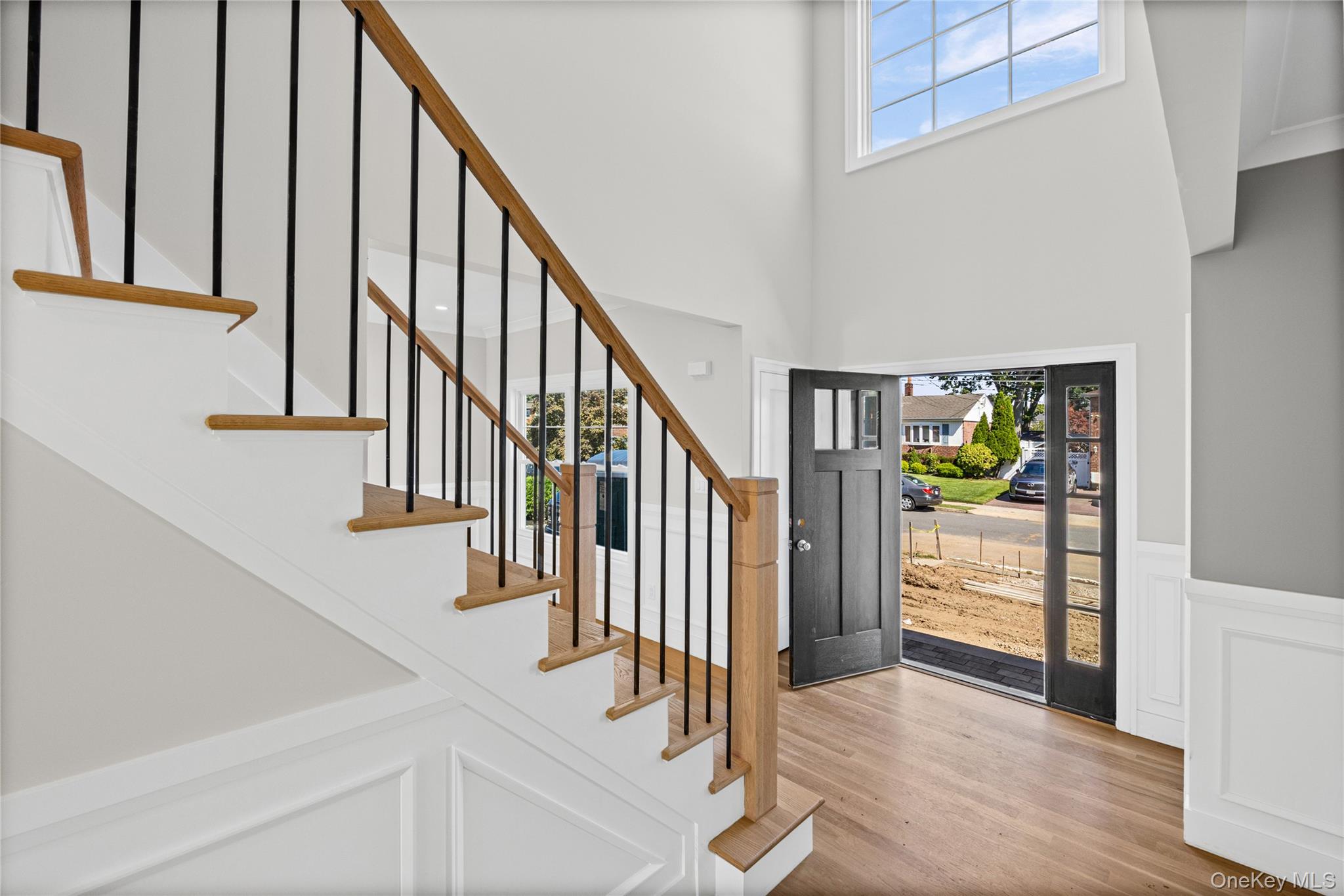 366 Broadway Property Photo 3