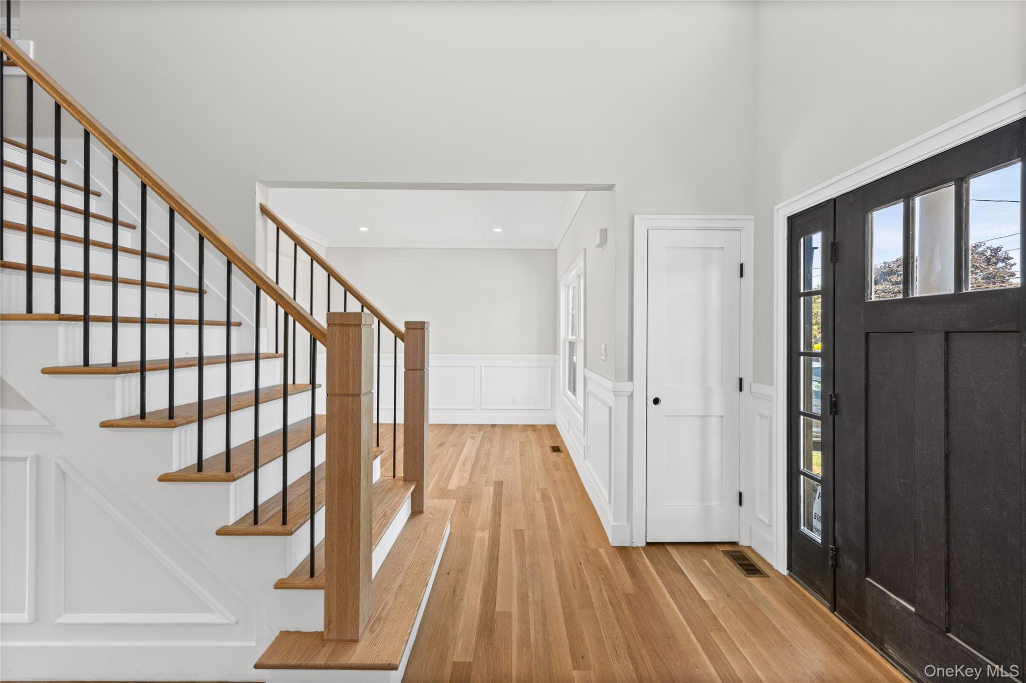 366 Broadway Property Photo 4