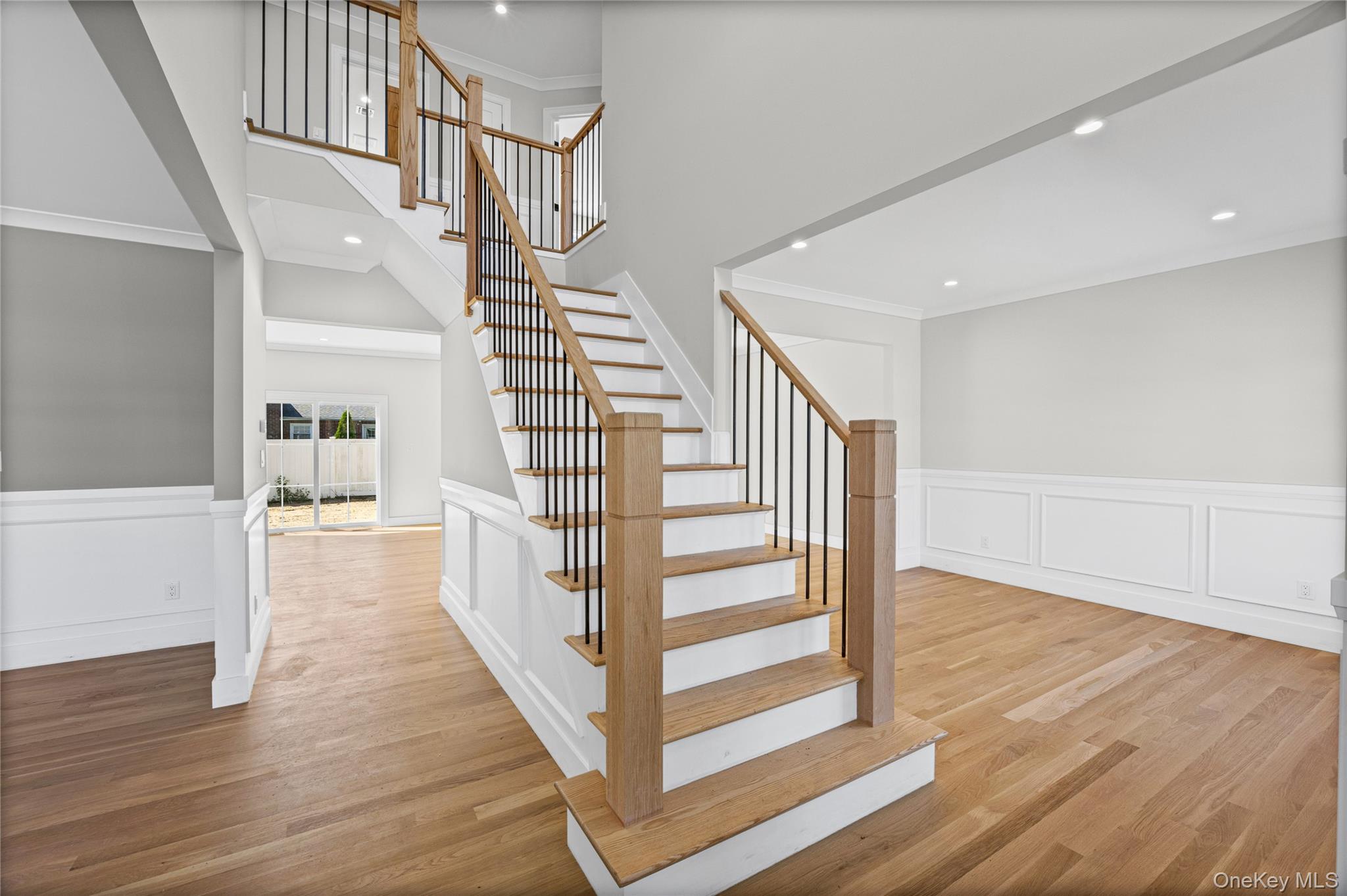 366 Broadway Property Photo 6