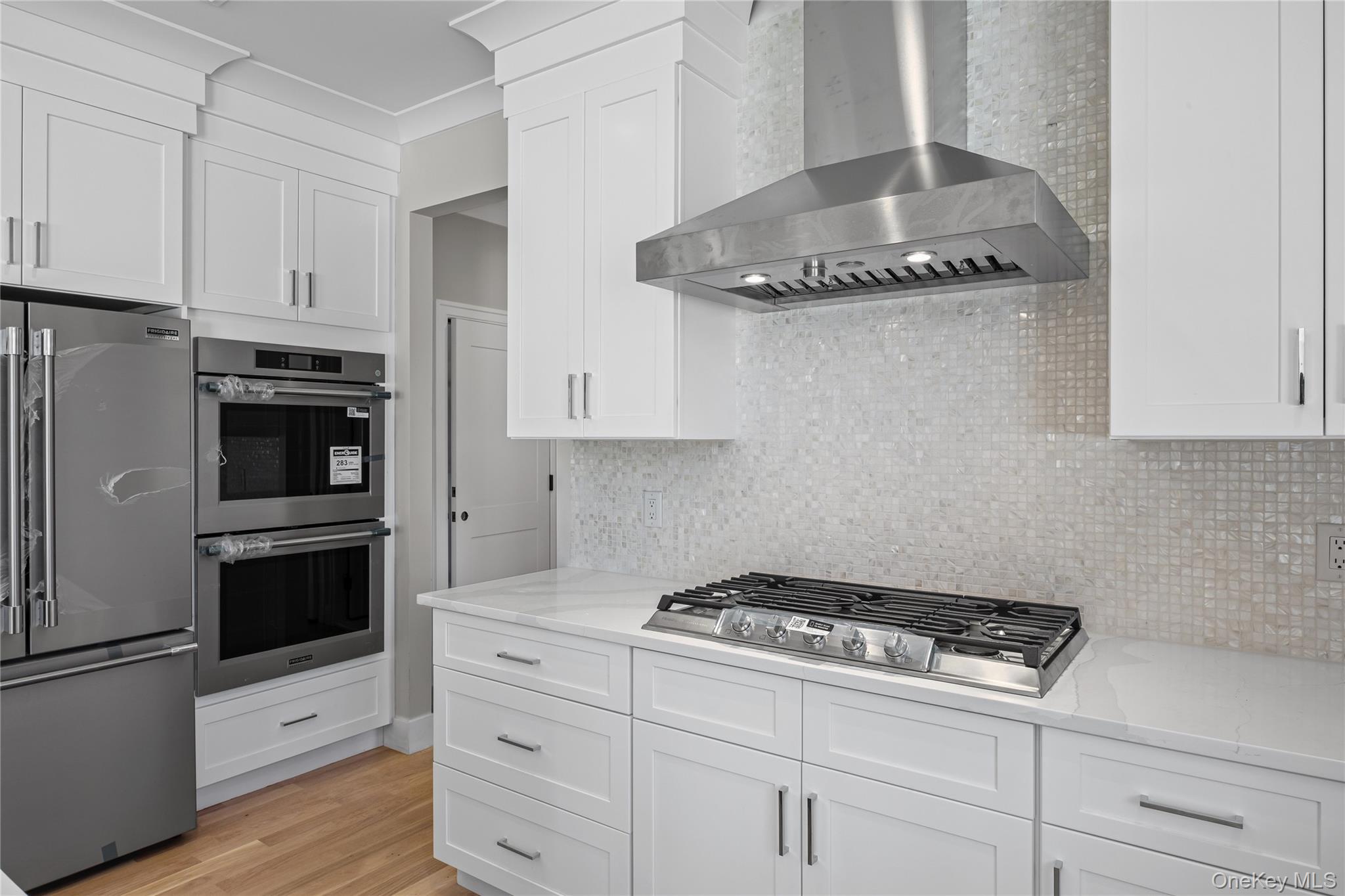 366 Broadway Property Photo 13