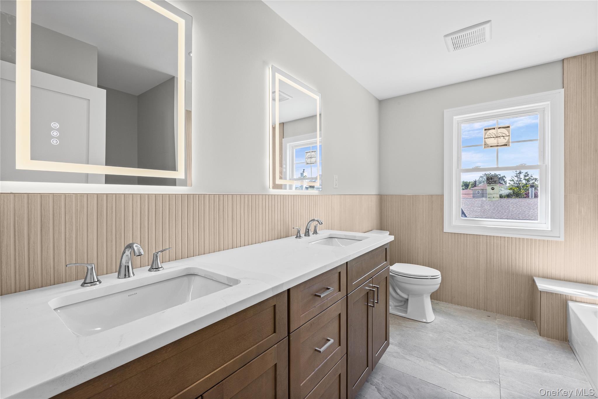 366 Broadway Property Photo 38