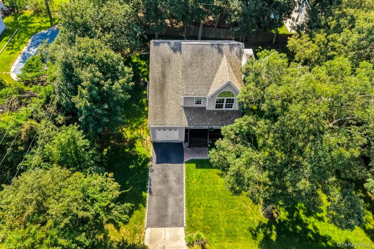 10 Iowa Street Property Photo 5
