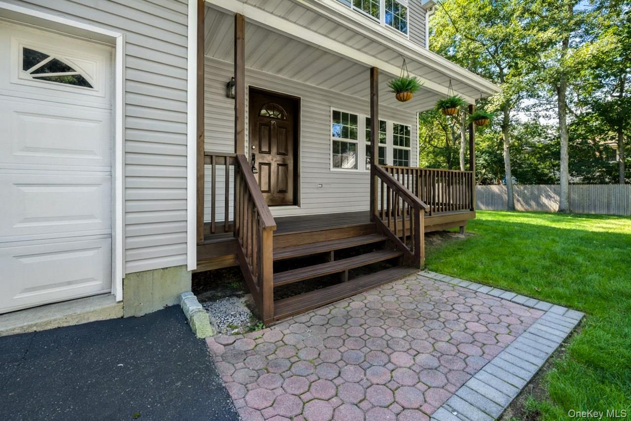 10 Iowa Street Property Photo 8