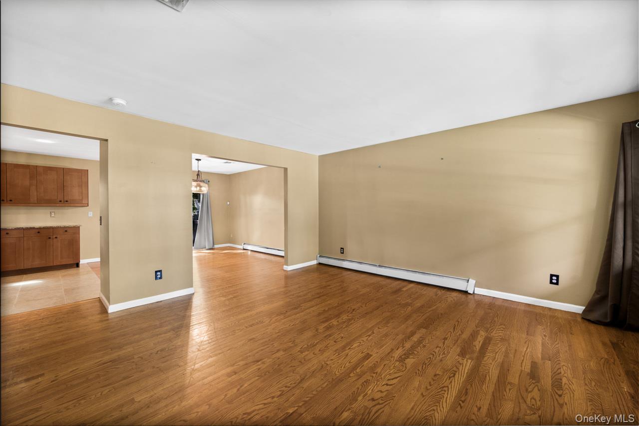 10 Iowa Street Property Photo 9