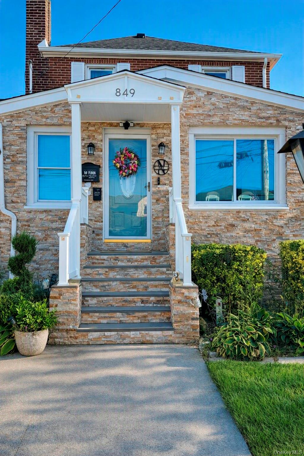 849 Second Avenue Property Photo 1