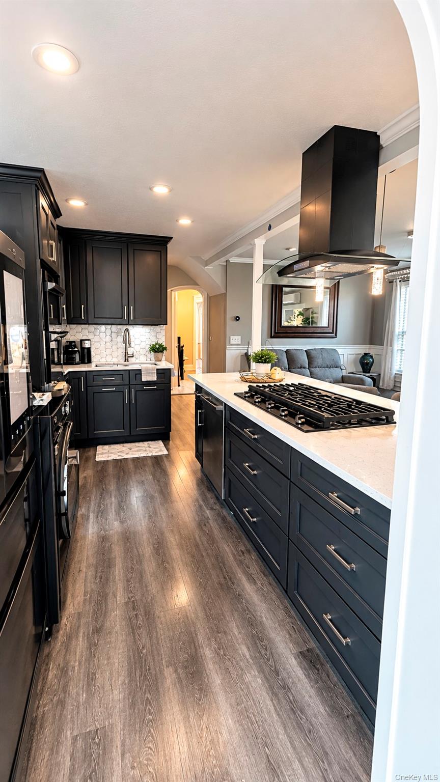 849 Second Avenue Property Photo 3