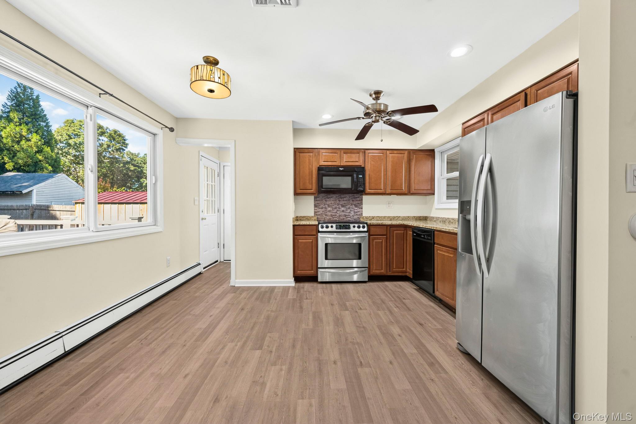 469 Carnation Drive Property Photo 20